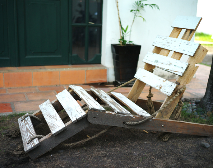 02-Pallet-Lawn-Chair-Lounger.jpg