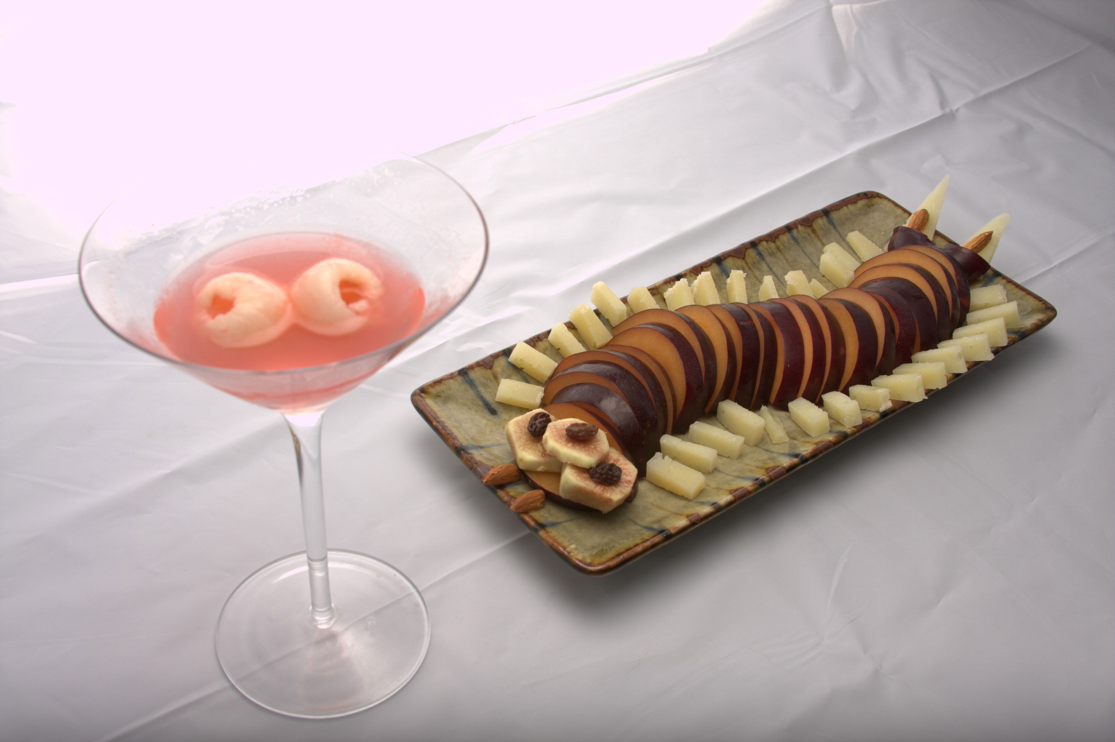 02_millipede_cocktailHour.jpg