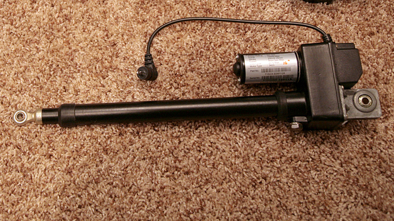 03c_linear_actuator.jpg