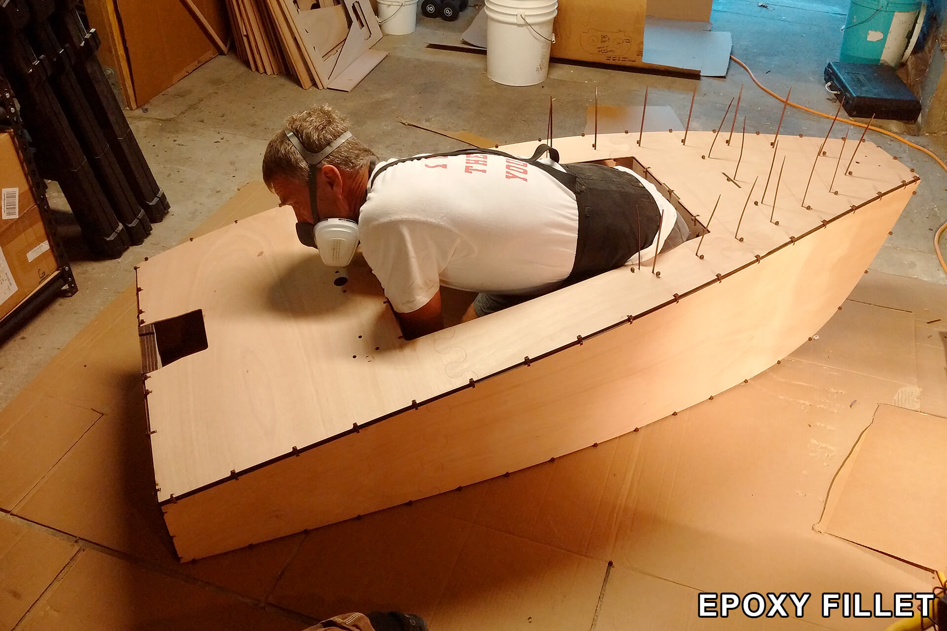 053-mini-boat-epoxy-fillet.jpg