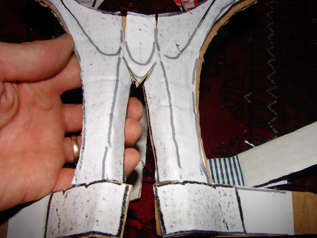 05Cut Guidelines &amp; Form Feet07.JPG