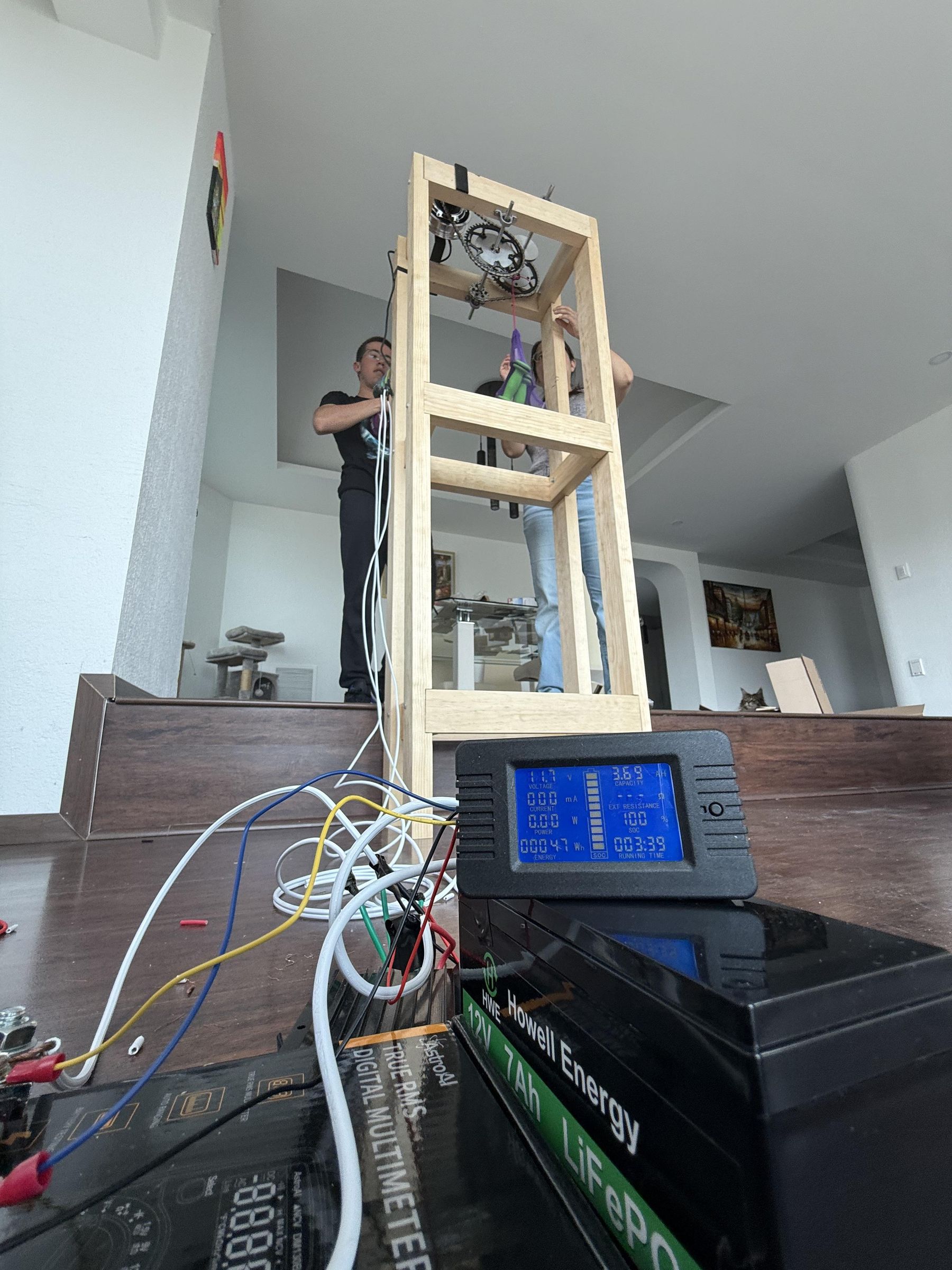 05_testing_with_energy_monitor.jpeg