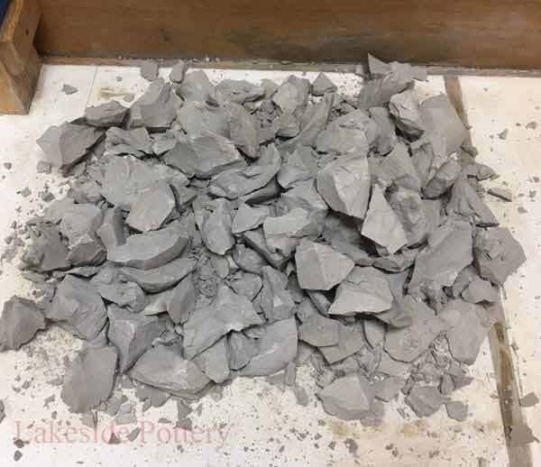 07-broken-block-of-clay.jpg