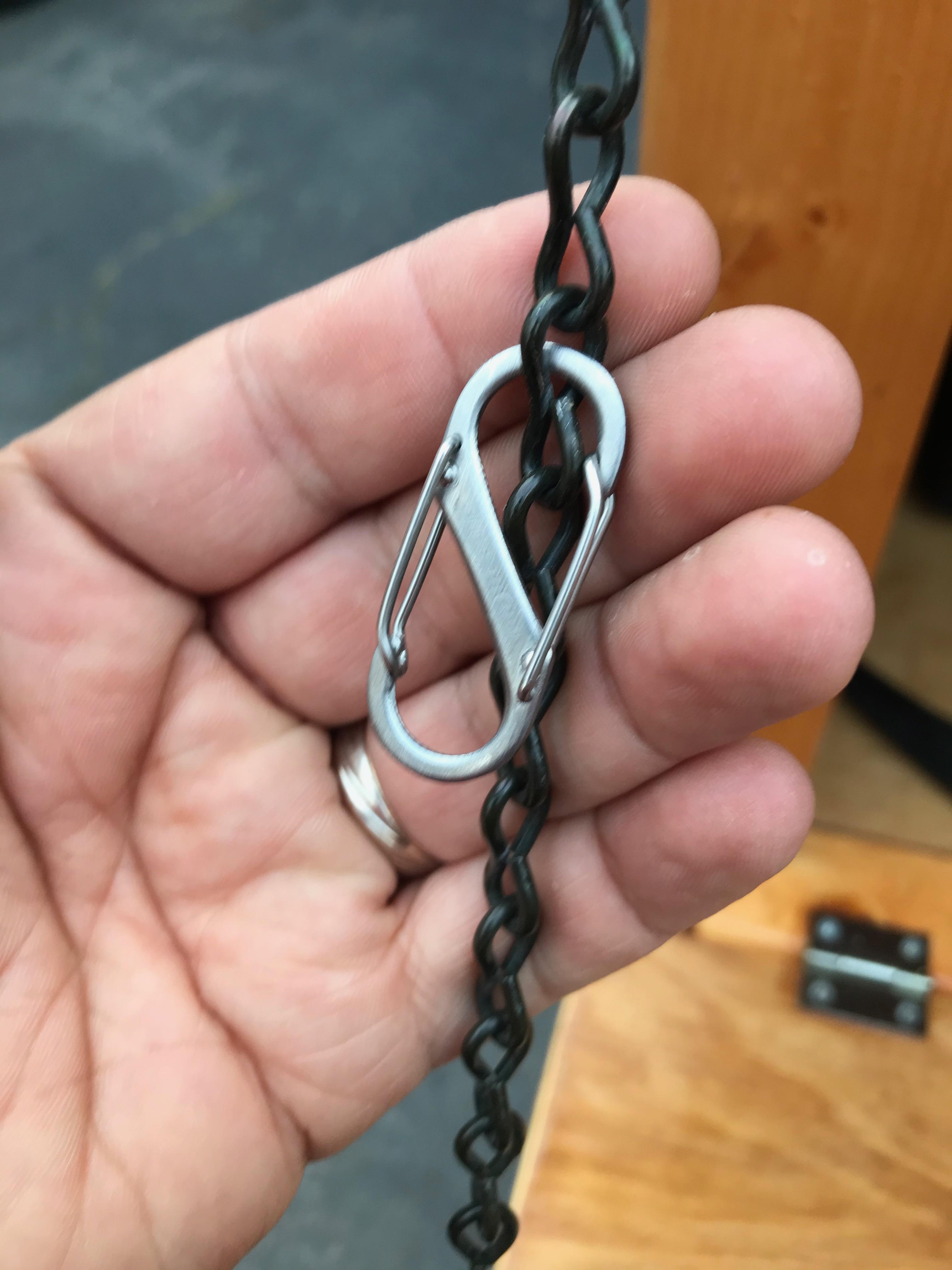 07_chainHook1.jpg