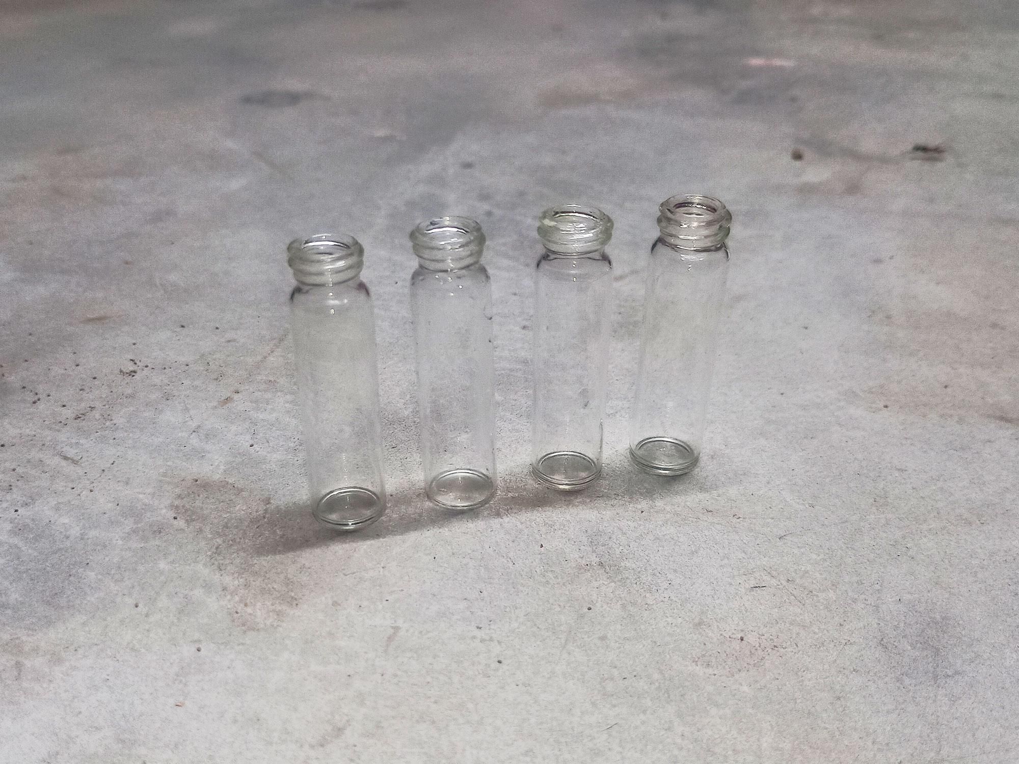 0_glass.jpg
