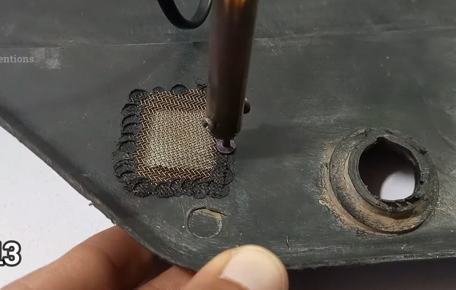 13 Intelligent Plastic Repairing Techniques That Will Make You Level 100 Master.png