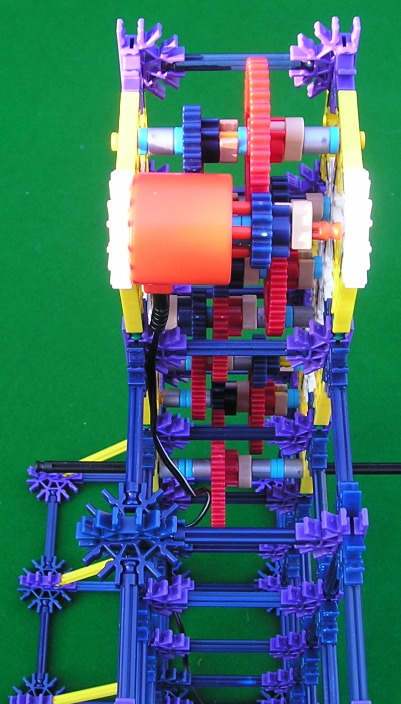 20 The Solar Motor In Place (RHS View).JPG