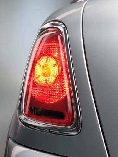 2007_Mini_Cooper_S_tail_light.jpg