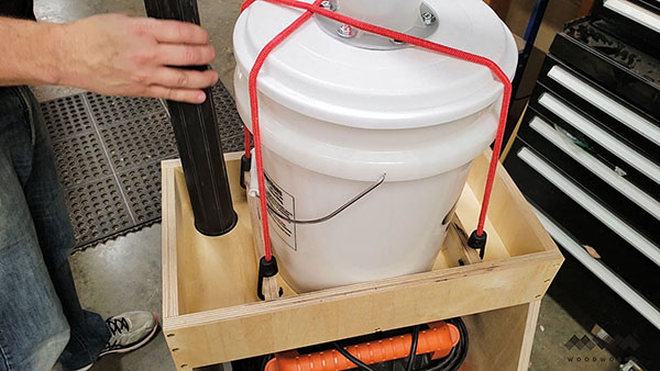 2019-03-04 Dust Collection Cart.00_04_30_45.assembly17.jpg