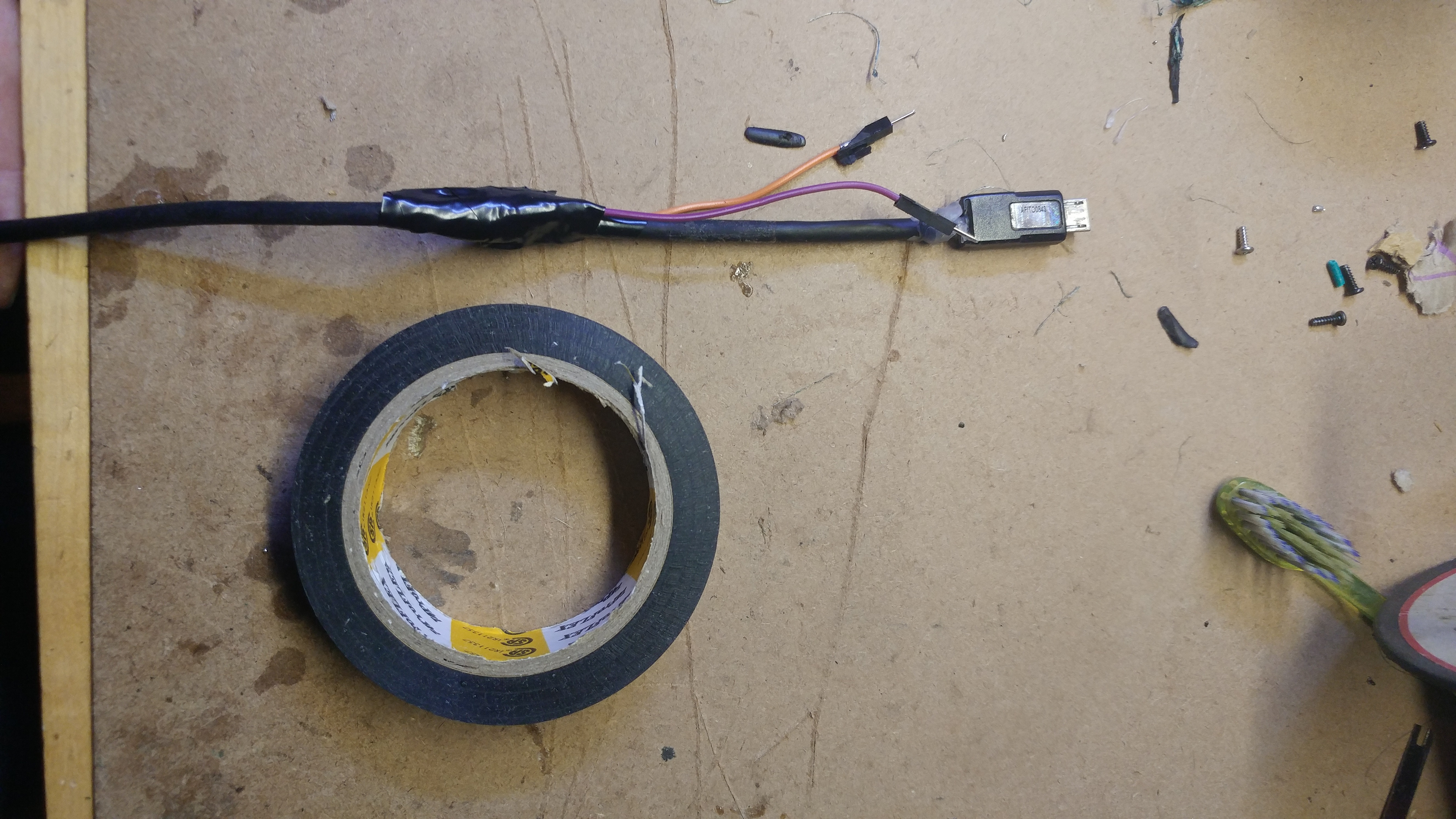 20200410_182411_USB_Wired_Taped.jpg