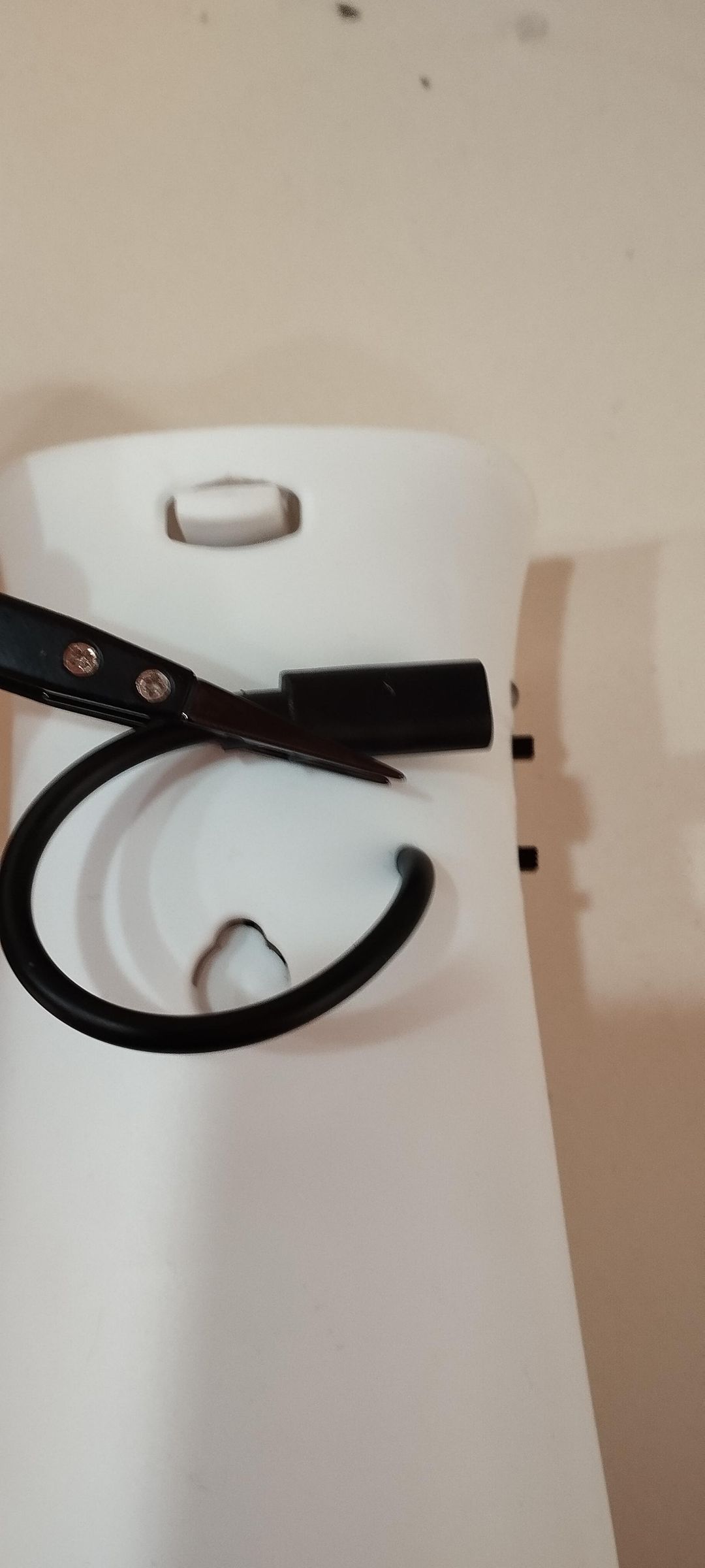27_cable_usb_exterior.jpg
