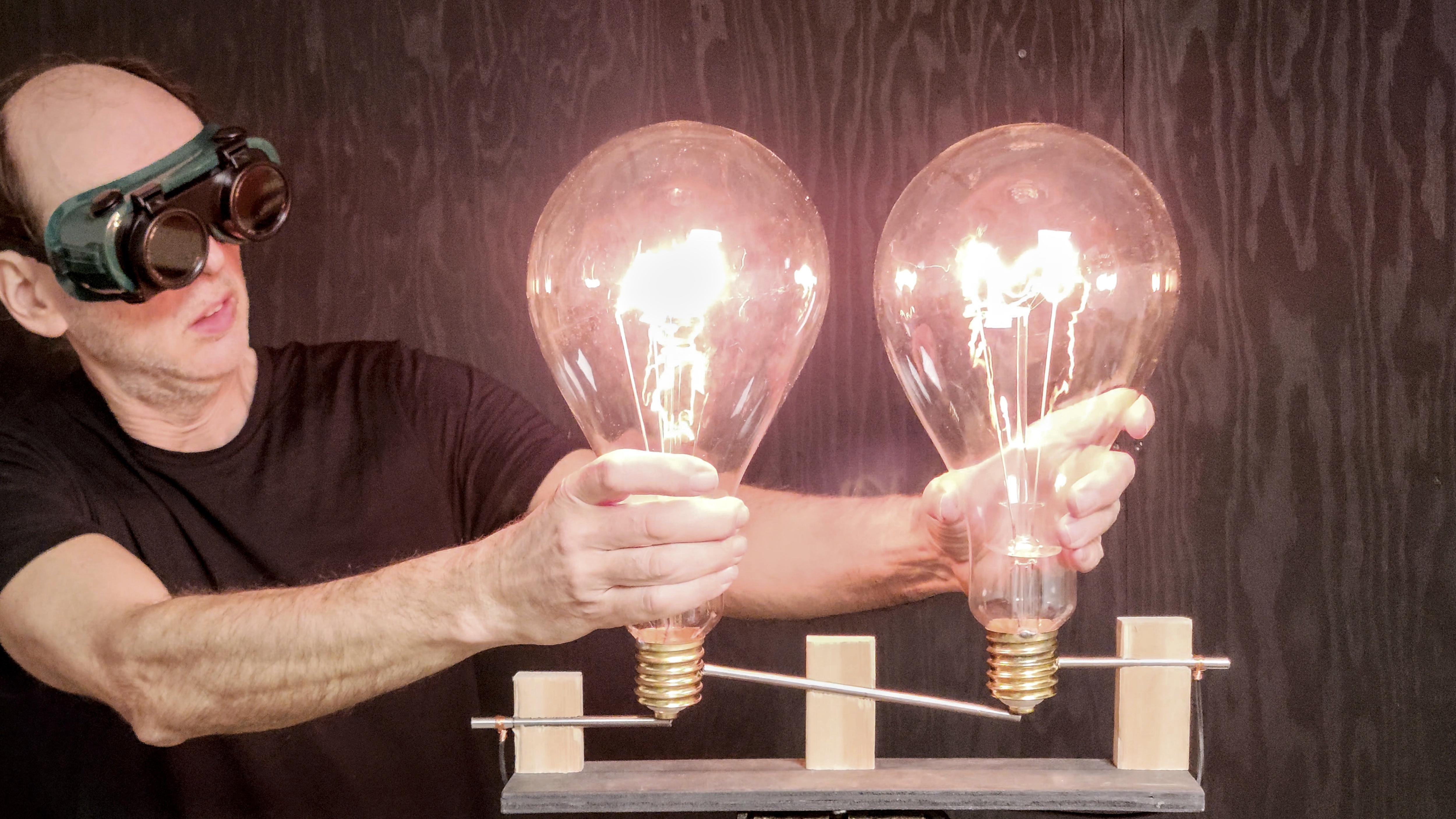 2_bulbs_in_series_cap_20230220_012708_00-01-03_09dc_2.jpg