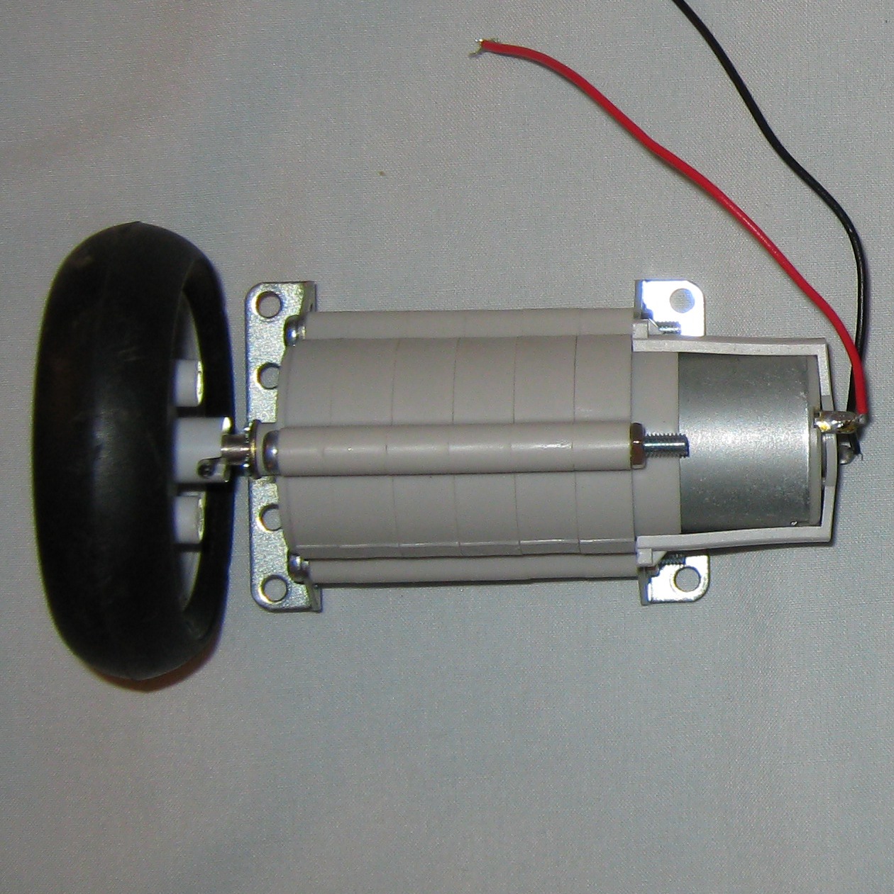 3 - 3 - Planetary Gearbox with Wheel.JPG