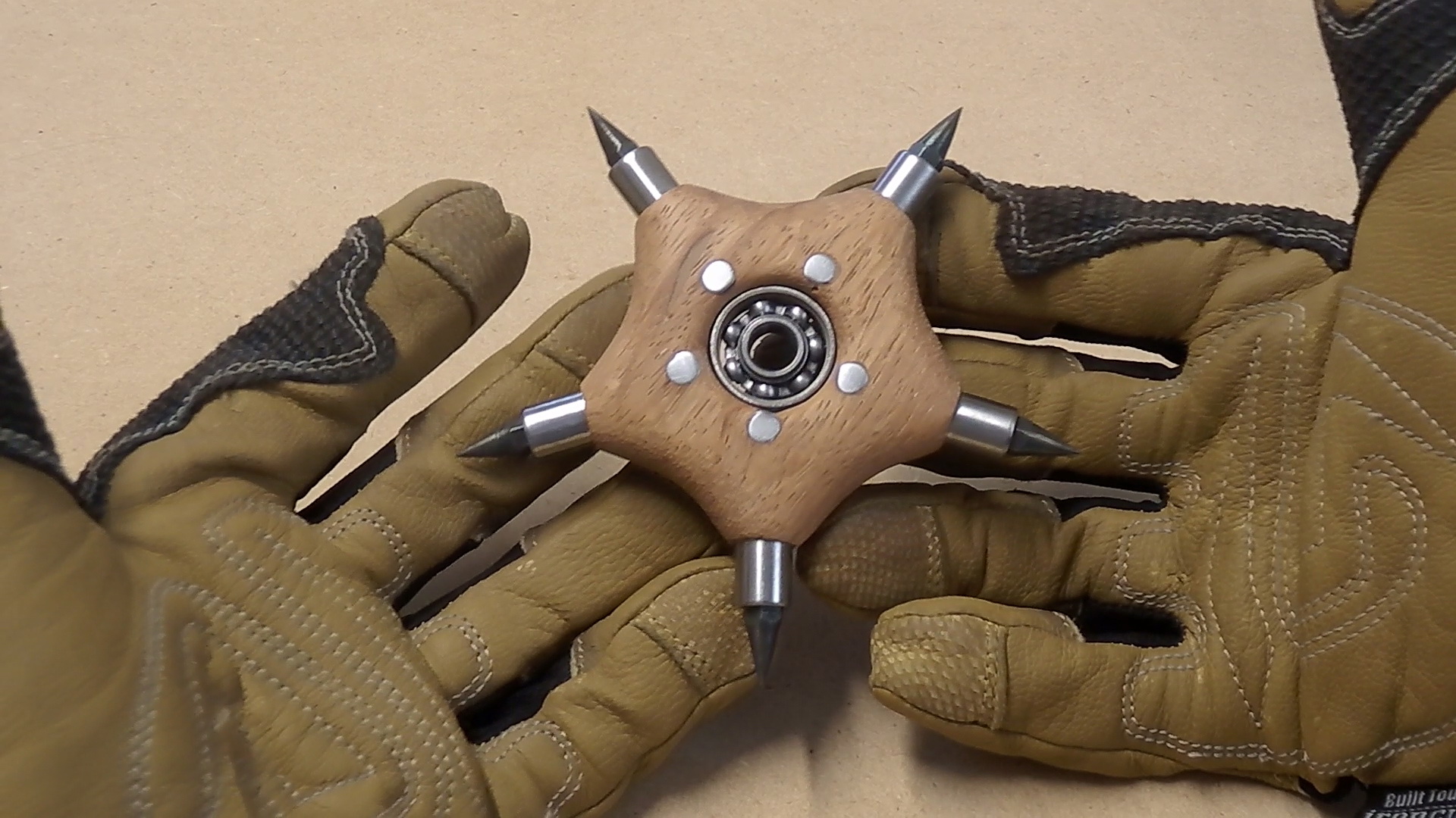 3-IN-ONE Fidget Spinner - Shuriken, Slingshot, Multi-Bit Screwdriver (90).jpg