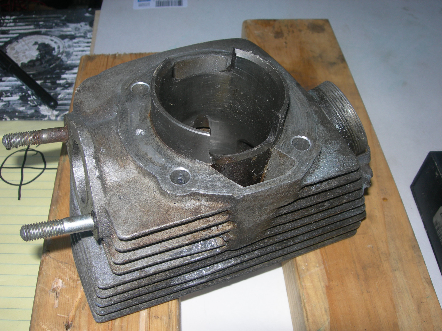 305 cylinder to measure.JPG