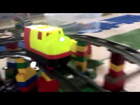 3D printed Lego Duplo train running HD 2