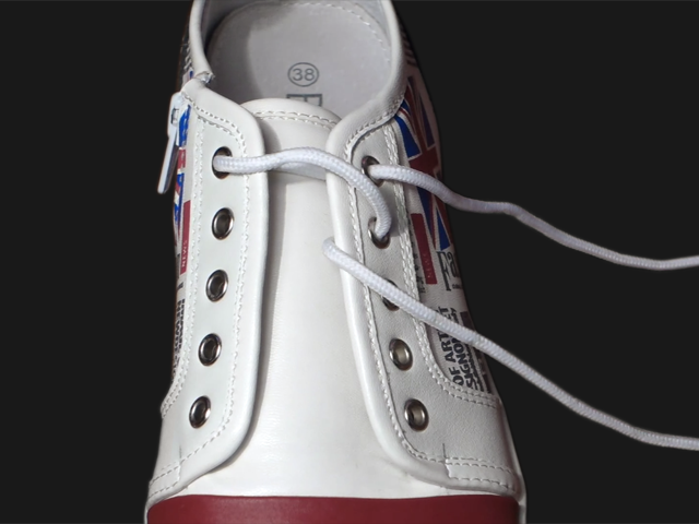 3_Ukrainian_Lacing_Step2.png