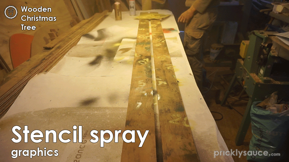 4-Christmas-tree---Spraying----instructable-images.gif