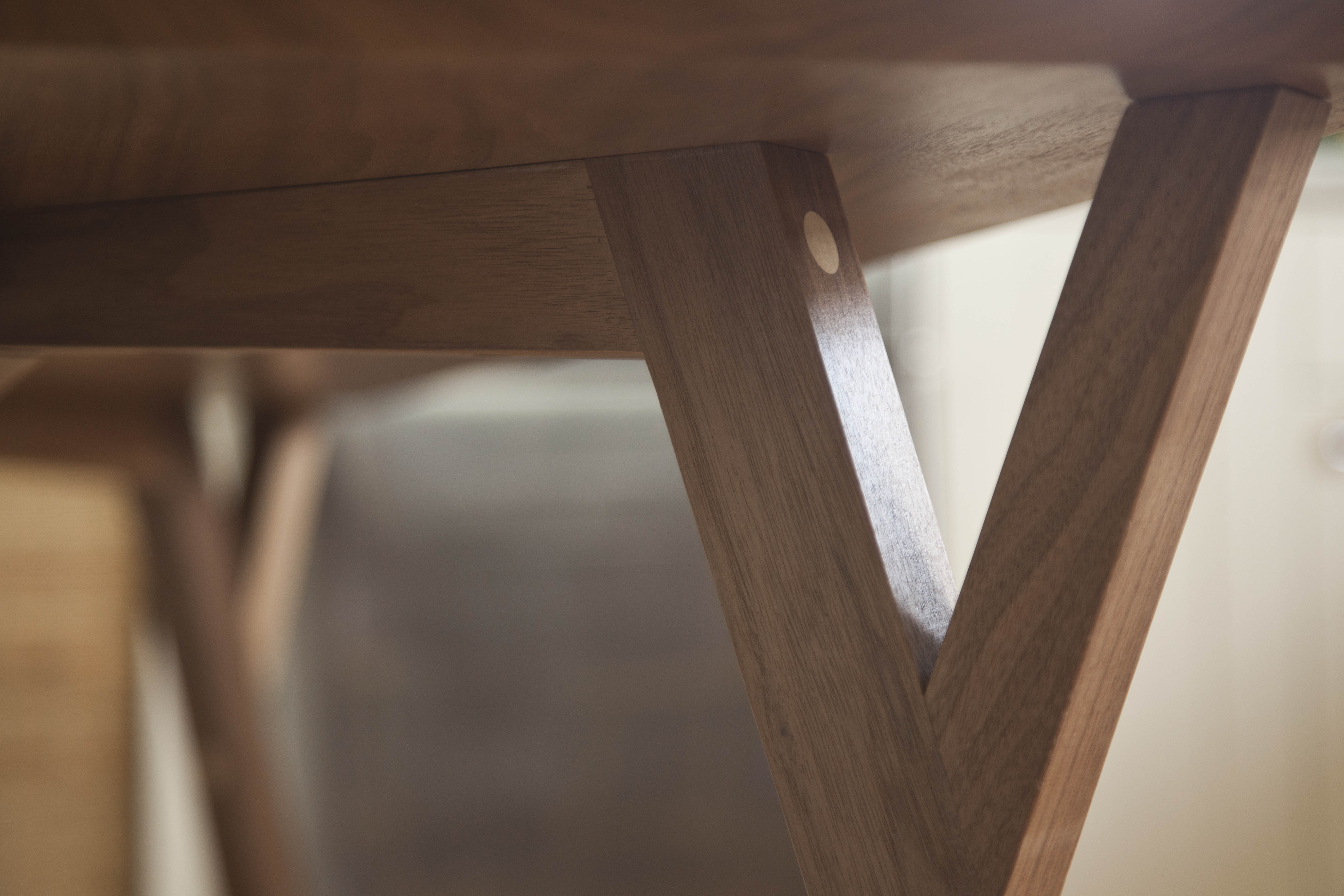 40_table.jpg