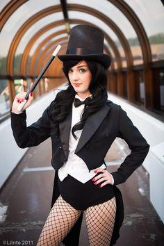 4449f1ec0efb5940b29f62b3fec32ad0--zatanna-cosplay-dc-cosplay.jpg