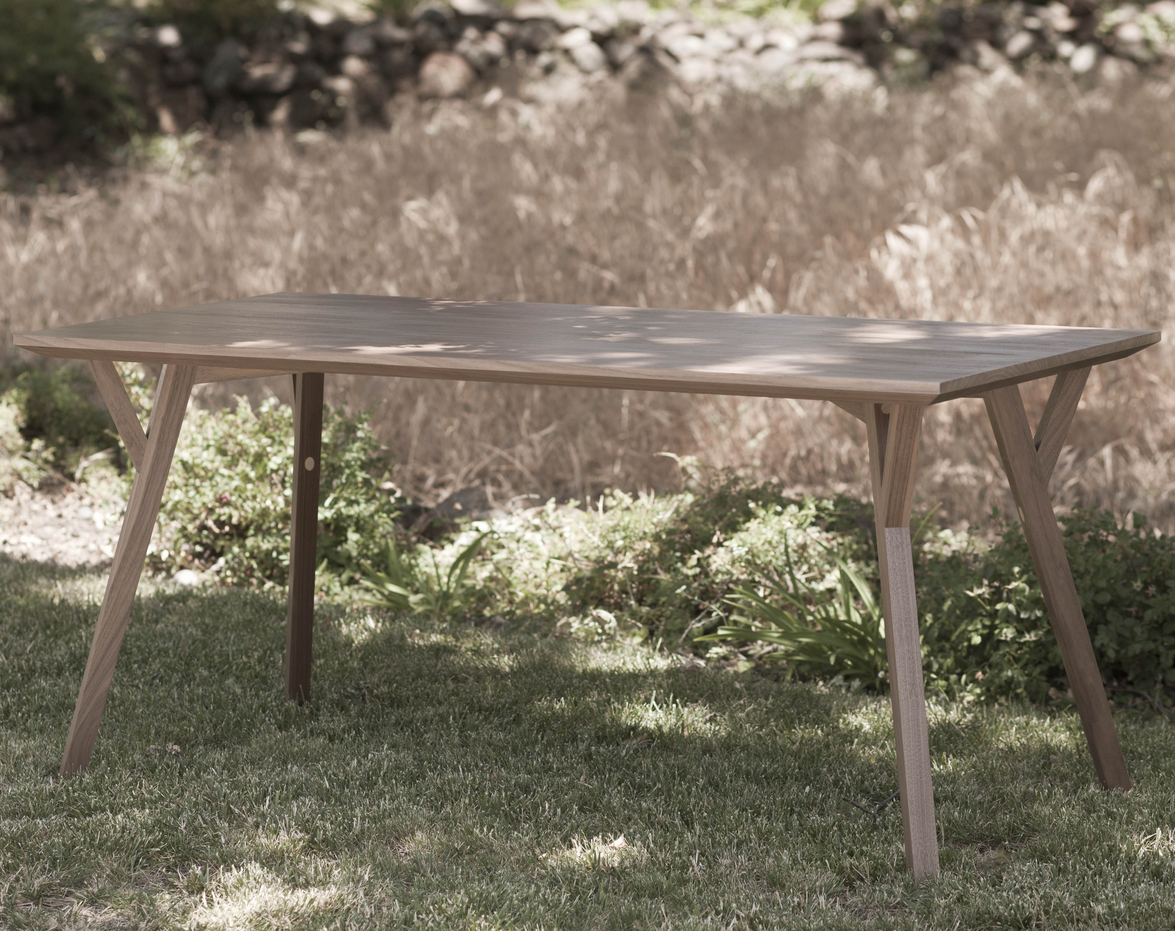 44_table.jpg