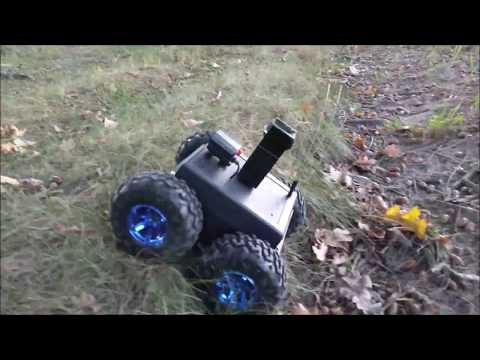 4WD security robot - field tests by day