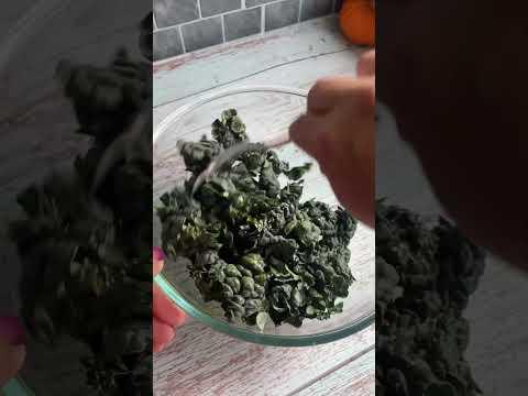 5 Minutes Air Fryer Kale Chips Recipe | Low Carb Snack. #airfryerrecipes #kalechips