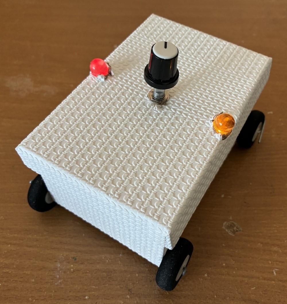 555 Timer IC Toy Ambulance Van 01 Toy.jpg