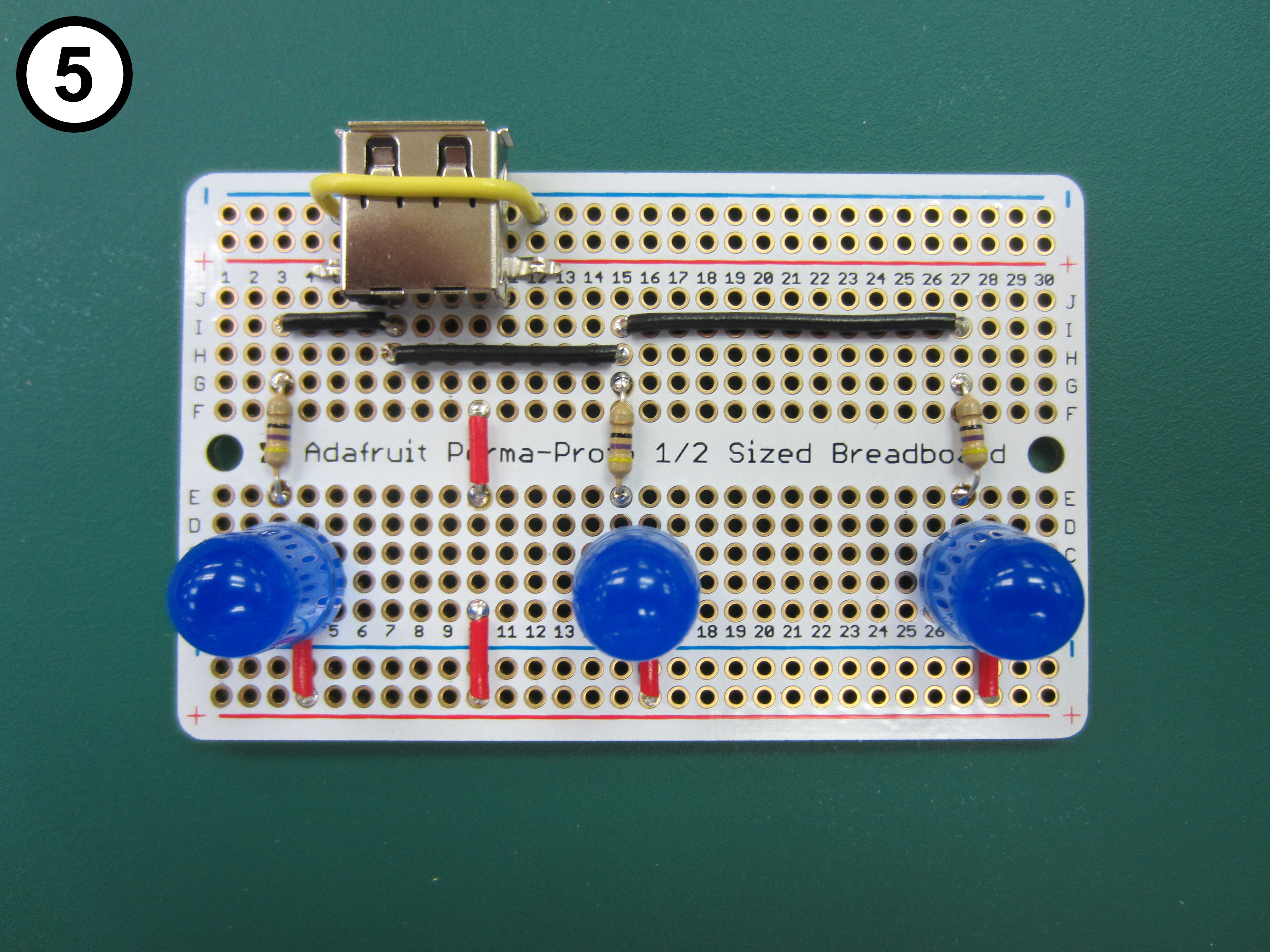 7 - 6 - USB Support Wire 1 Attached.JPG