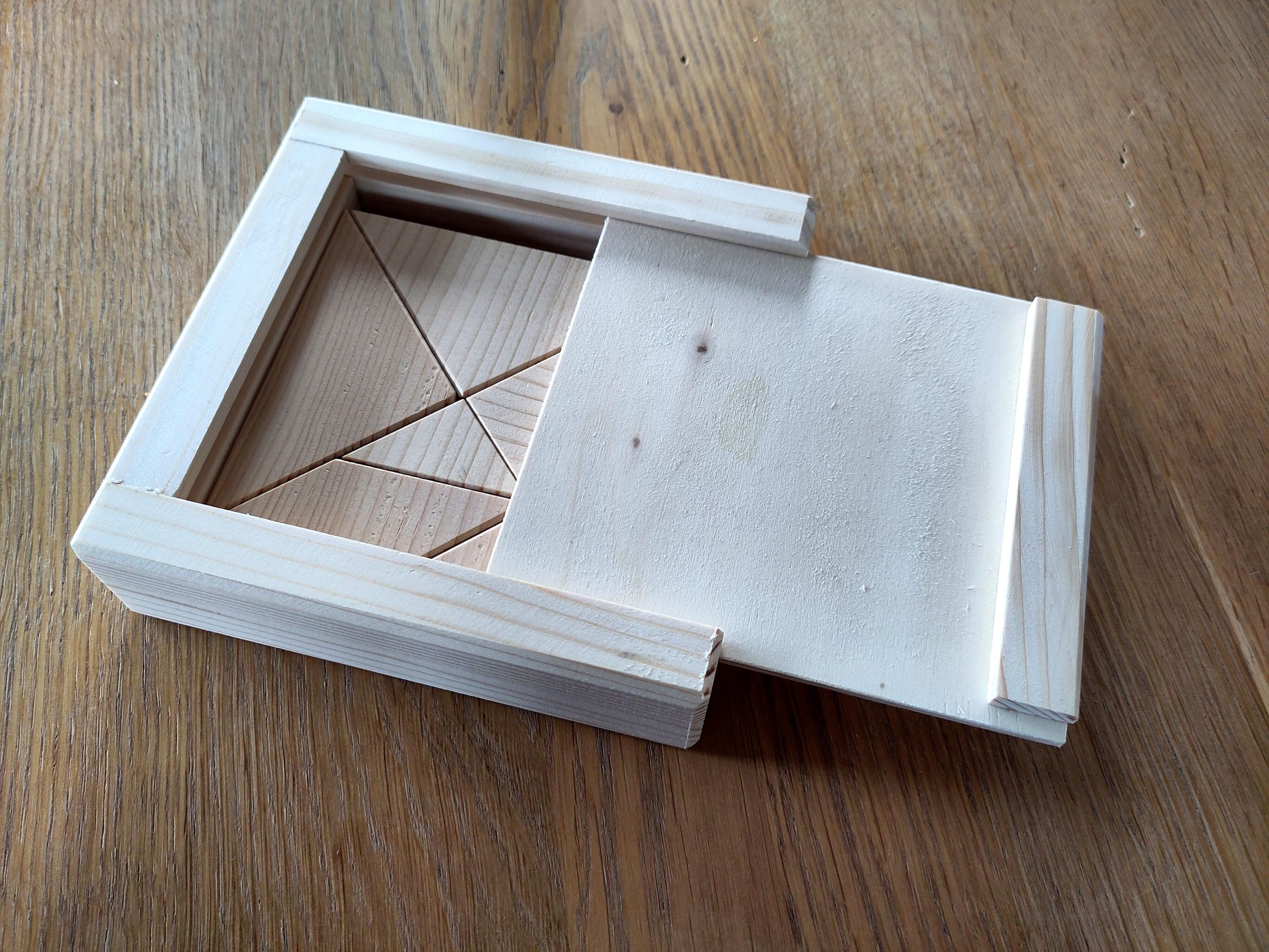 7 Pieces in Wooden Box +.jpg
