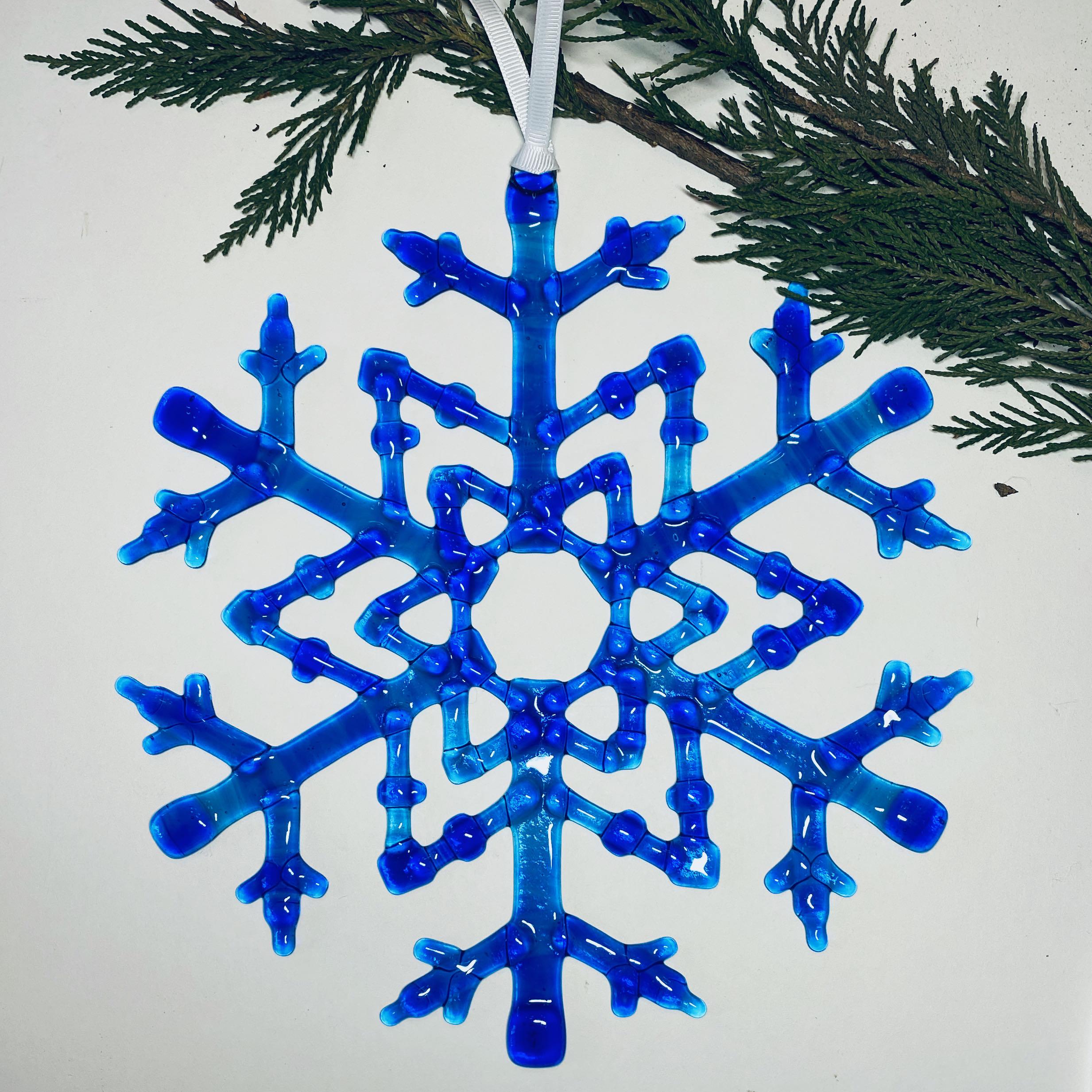 7 finished 1 fused glass snowflake diy tutorial how to sharon warren glass.jpeg