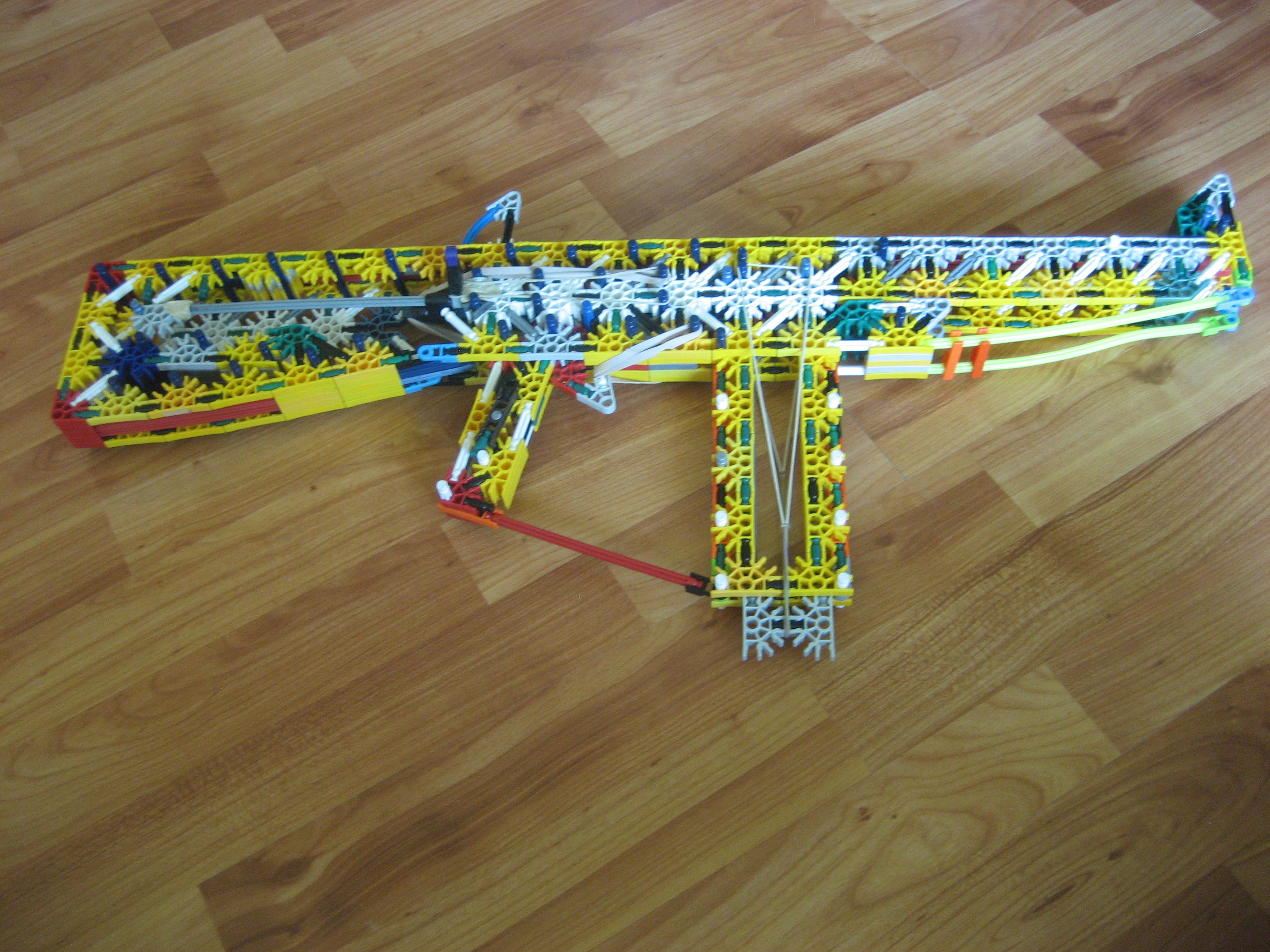 AA-12 (knex 1) 002.jpg