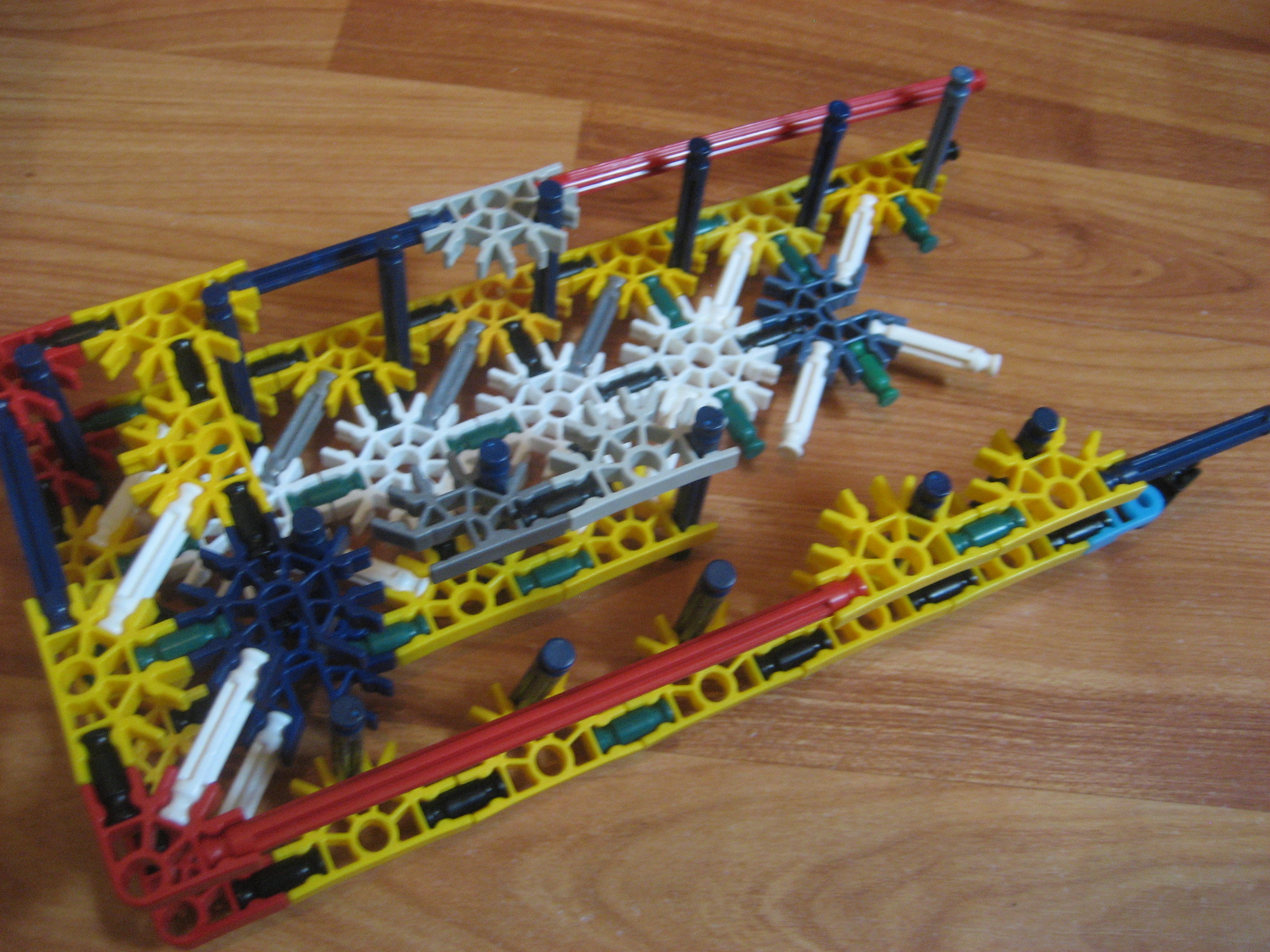 AA-12 (knex 2) 008.jpg