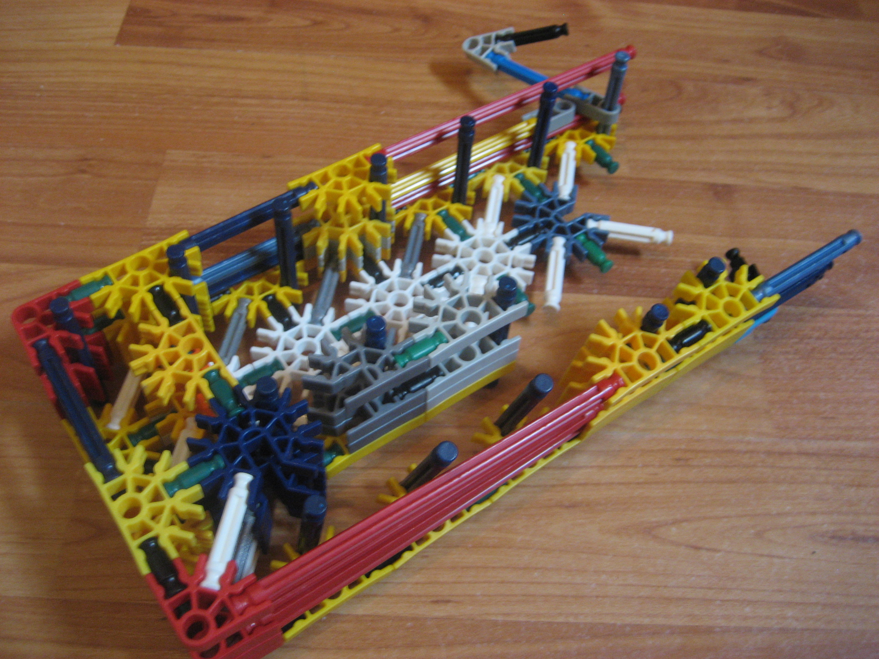 AA-12 (knex 3) 002.jpg