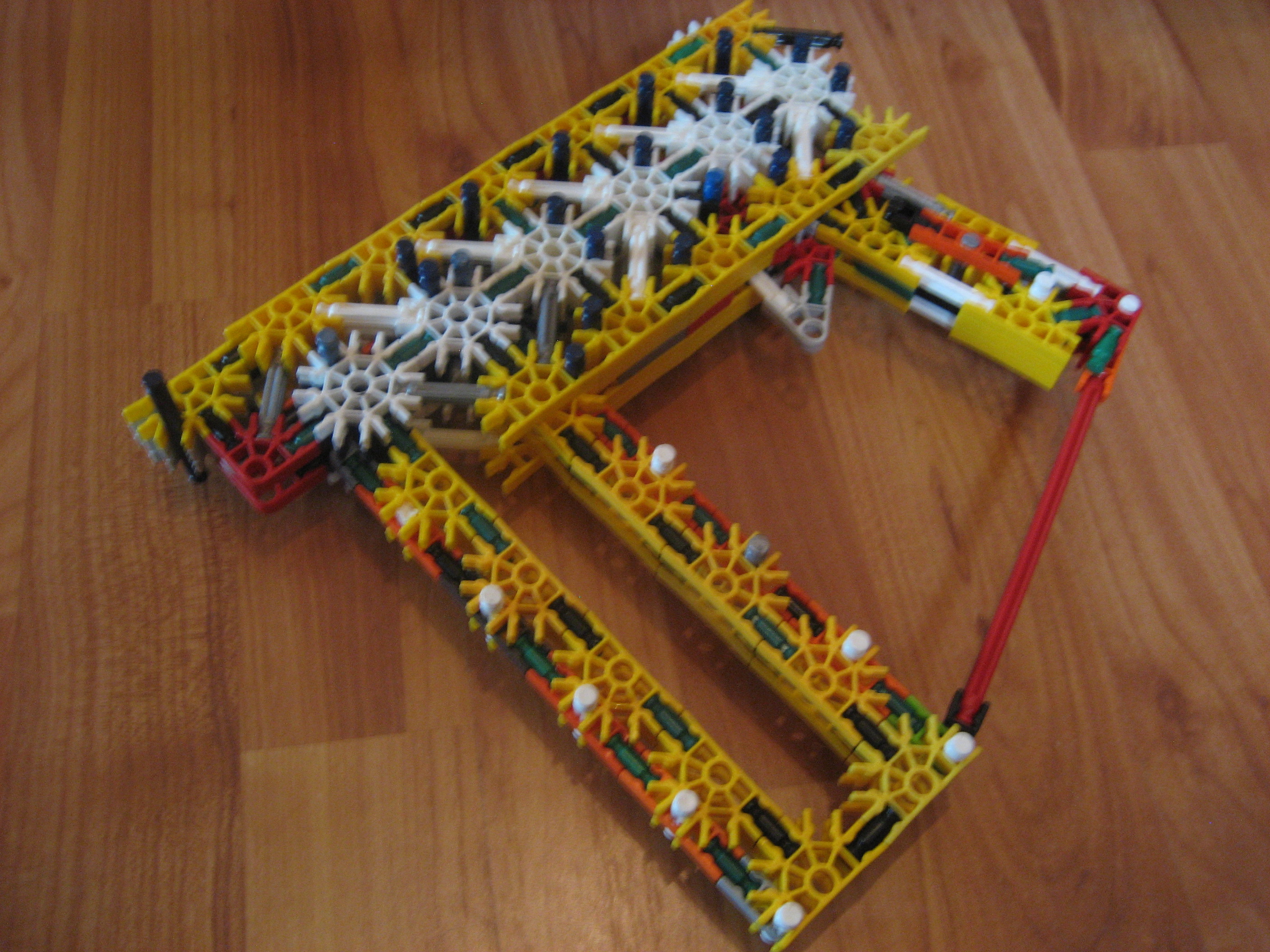 AA-12 (knex 5) 001.jpg