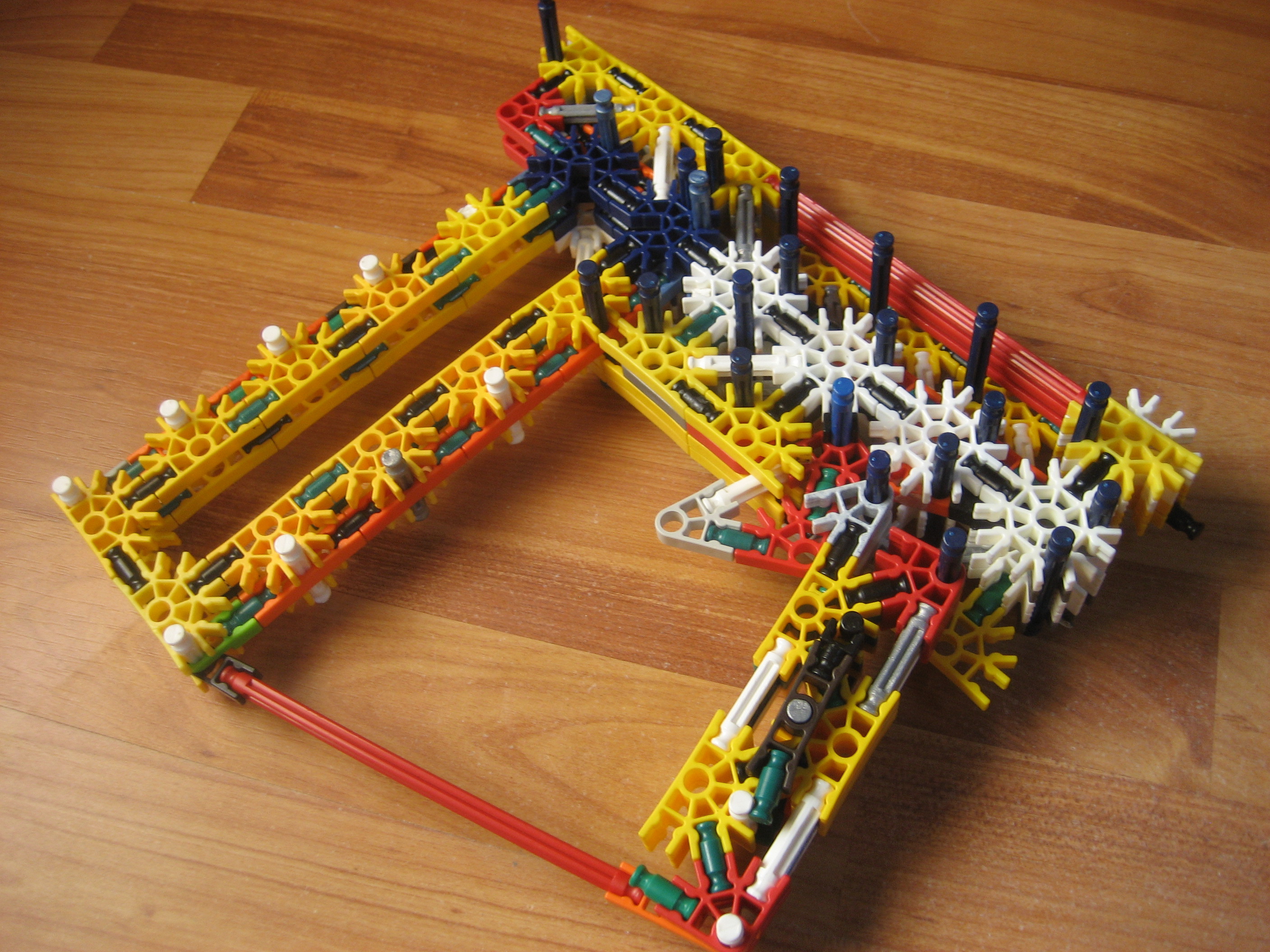 AA-12 (knex 7) 001.jpg