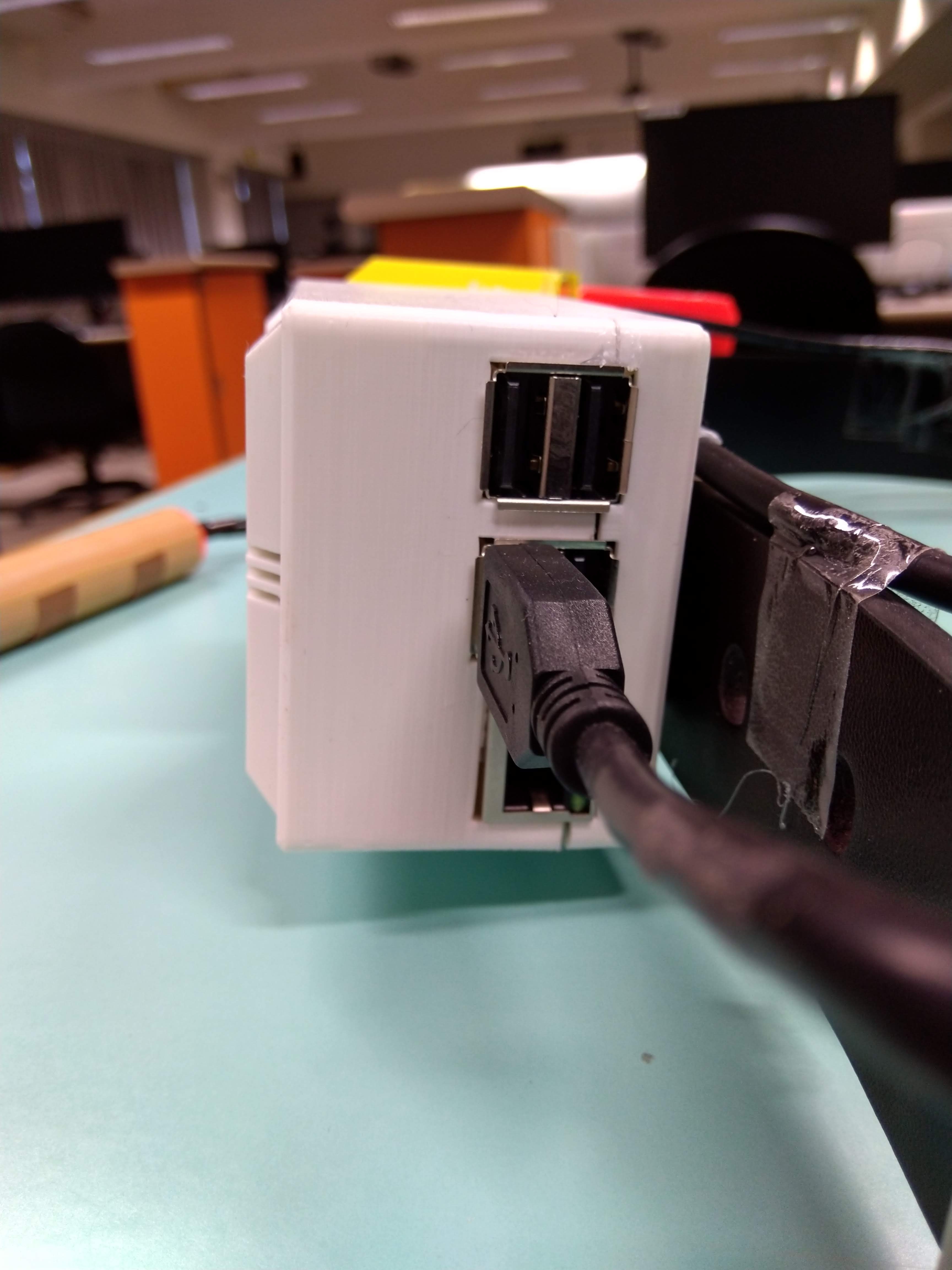 AI tutor 2.0 raspberry pi 3.0 usb port.jpg