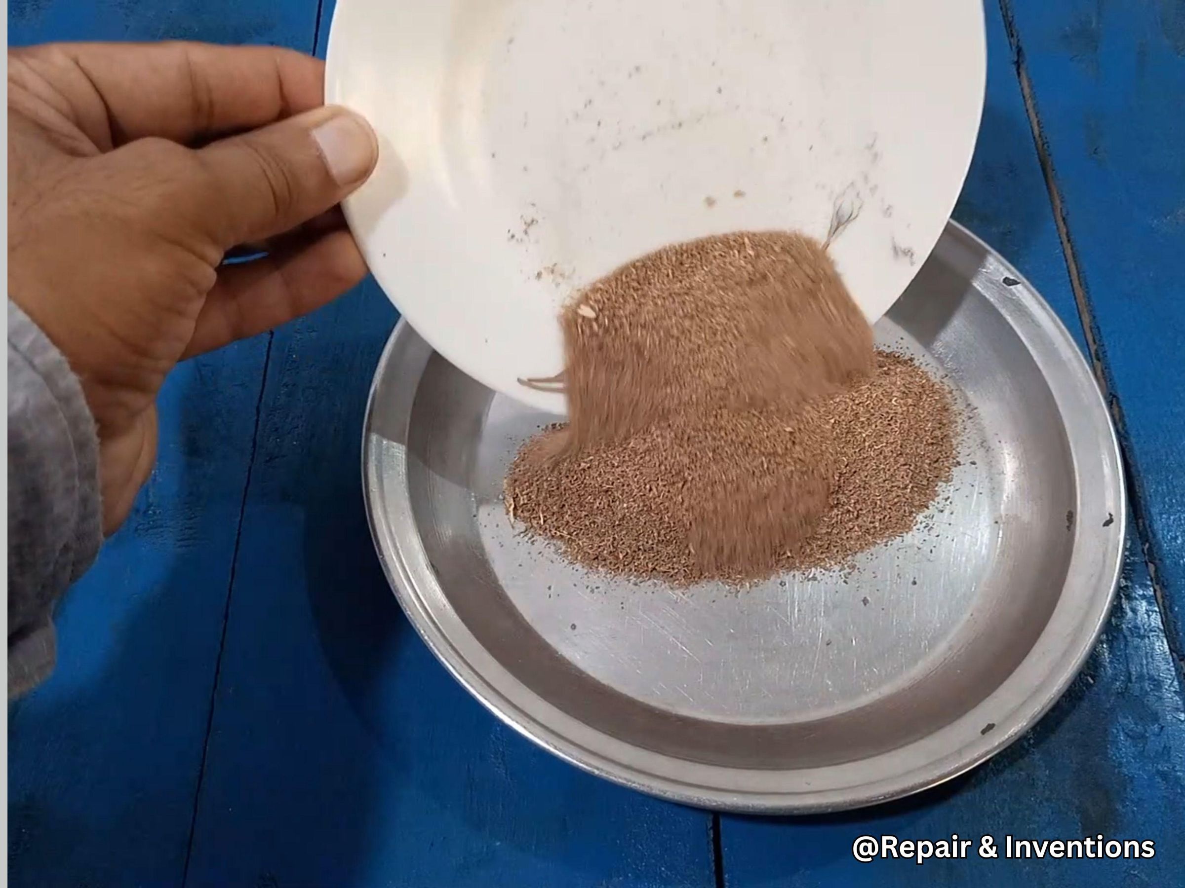Add Sawdust to a Plate.jpg