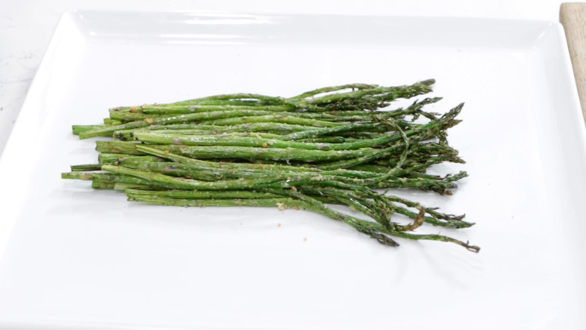 Air Fryer Asparagus.00_04_09_10.Still006.jpg