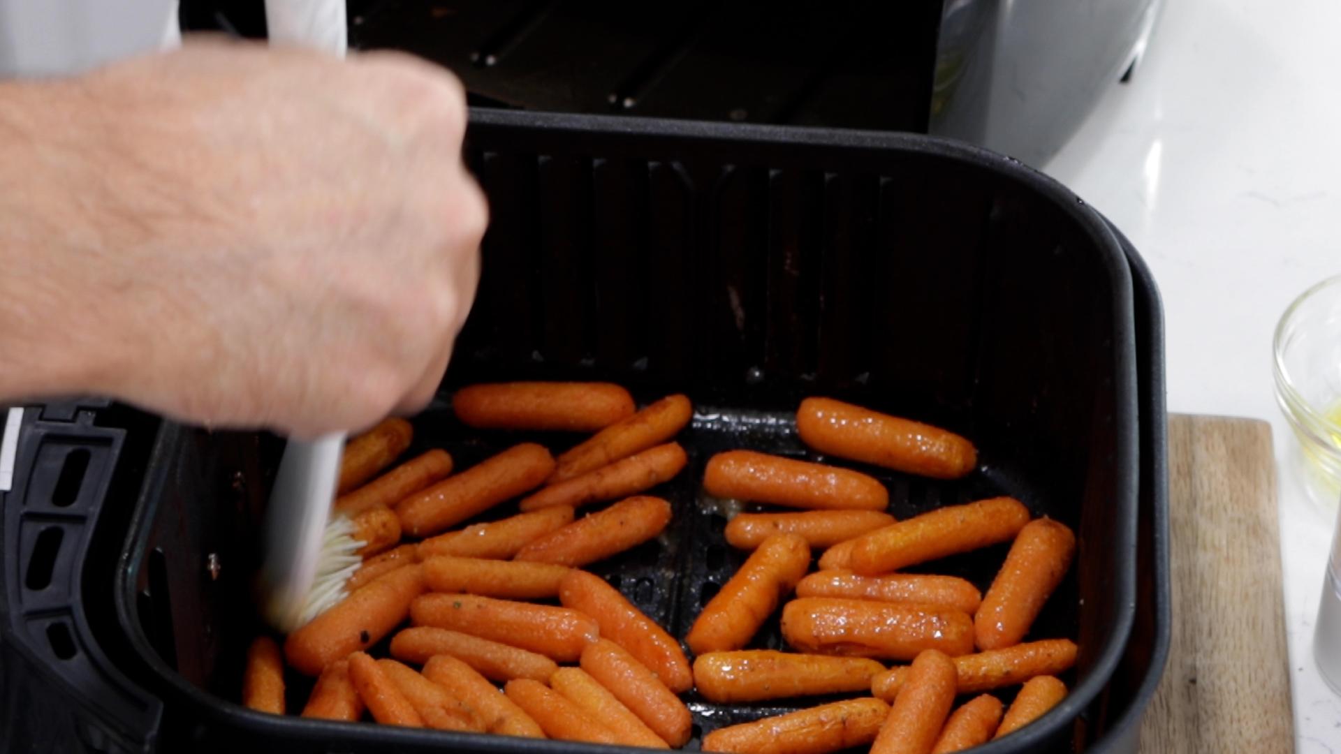 Air Fryer Carrots Recipe.00_04_12_01.Still007.jpg