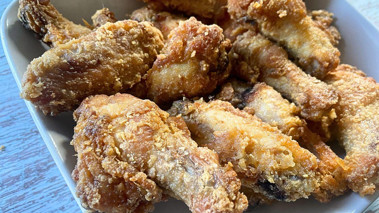 Air Fryer Crispy Chicken Wings 2.jpg