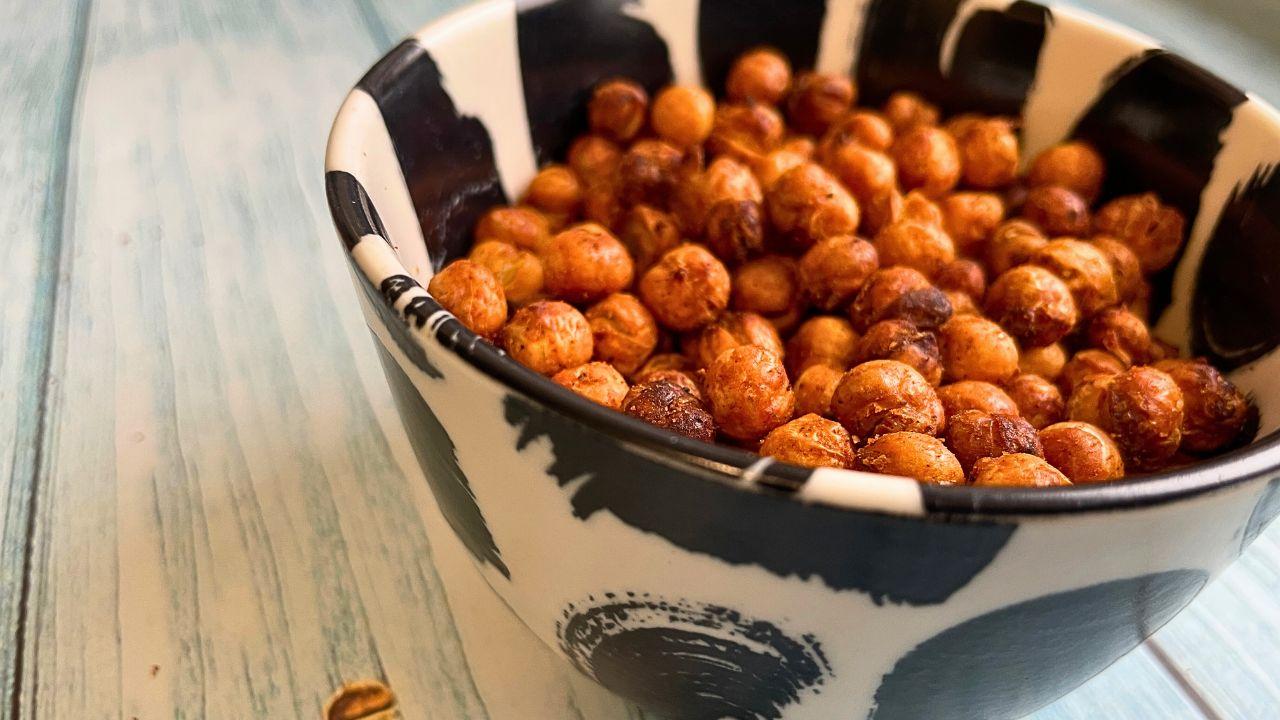 Air Fryer Roasted Chickpeas 2.jpg