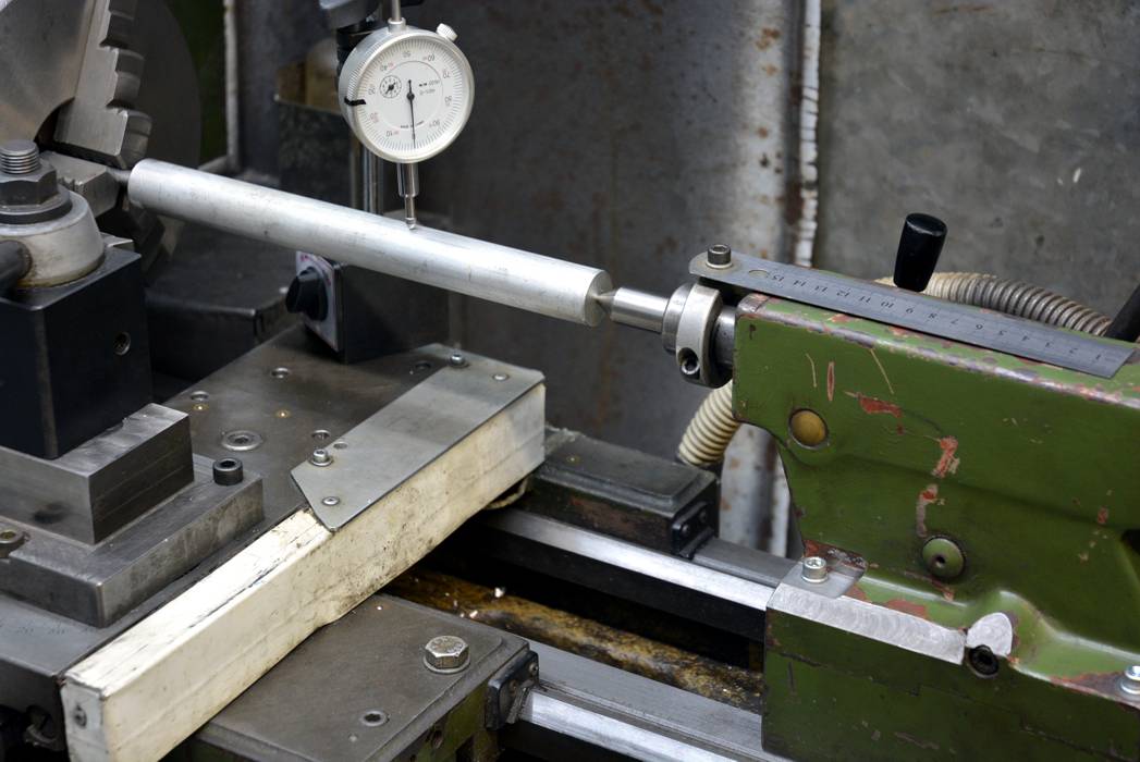 Aligning Tailstock 01.jpg