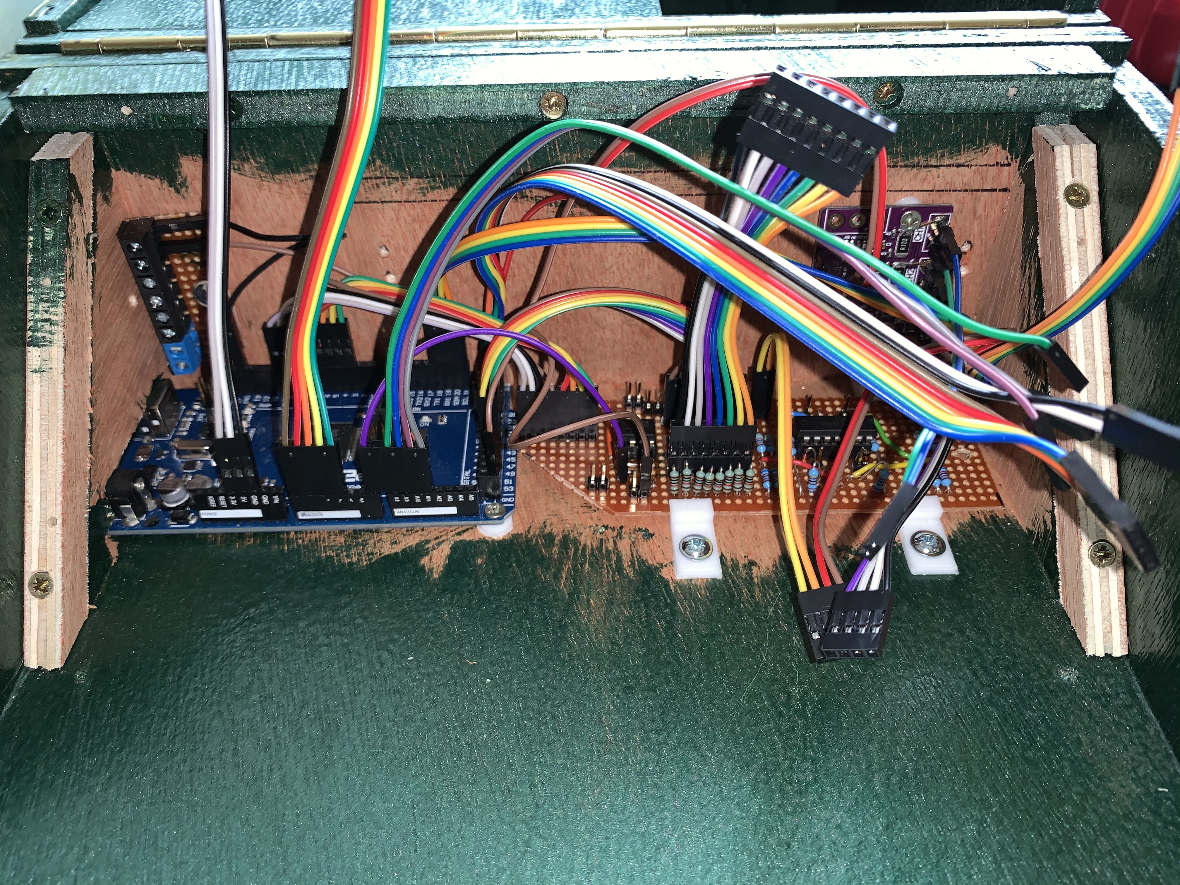 Annotated console wiring 2.jpg