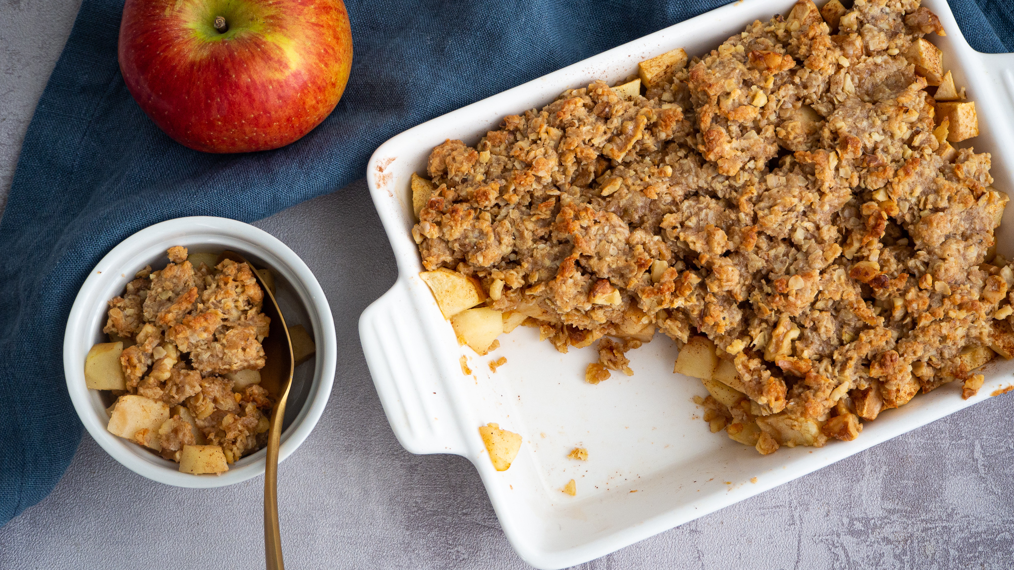 Apple Crumble Recipe with Whipped Cream.jpg