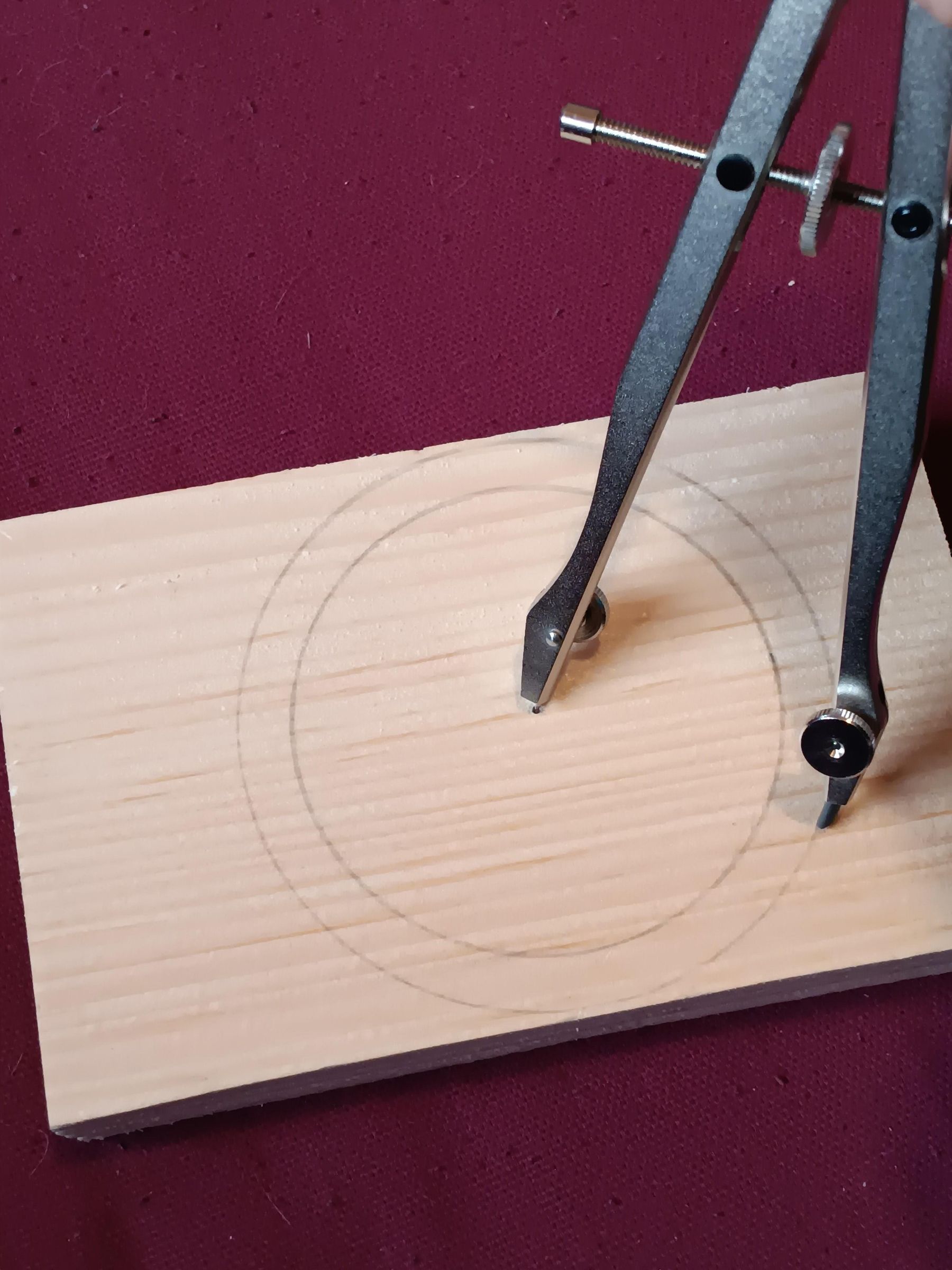 B3_Circle on Wood.jpg