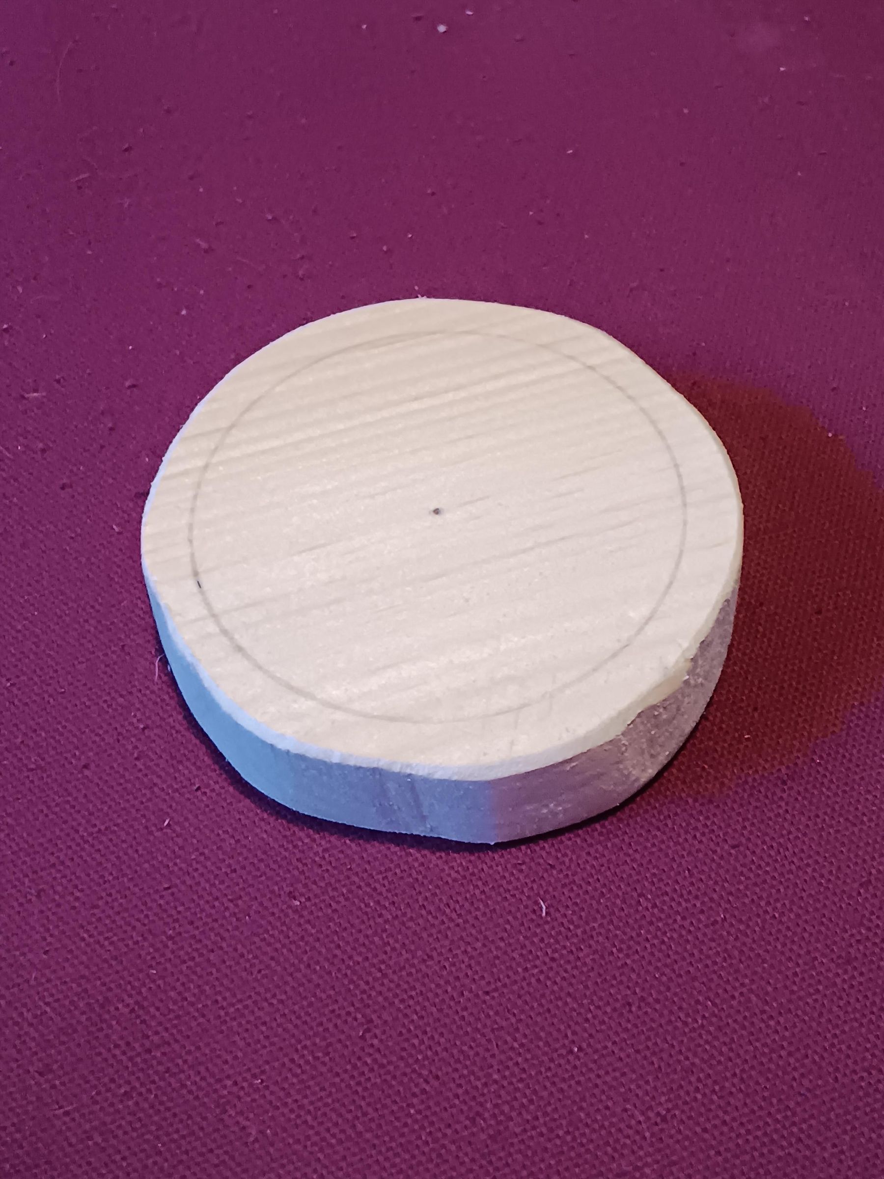 B4_Cut out Wood Circle.jpg