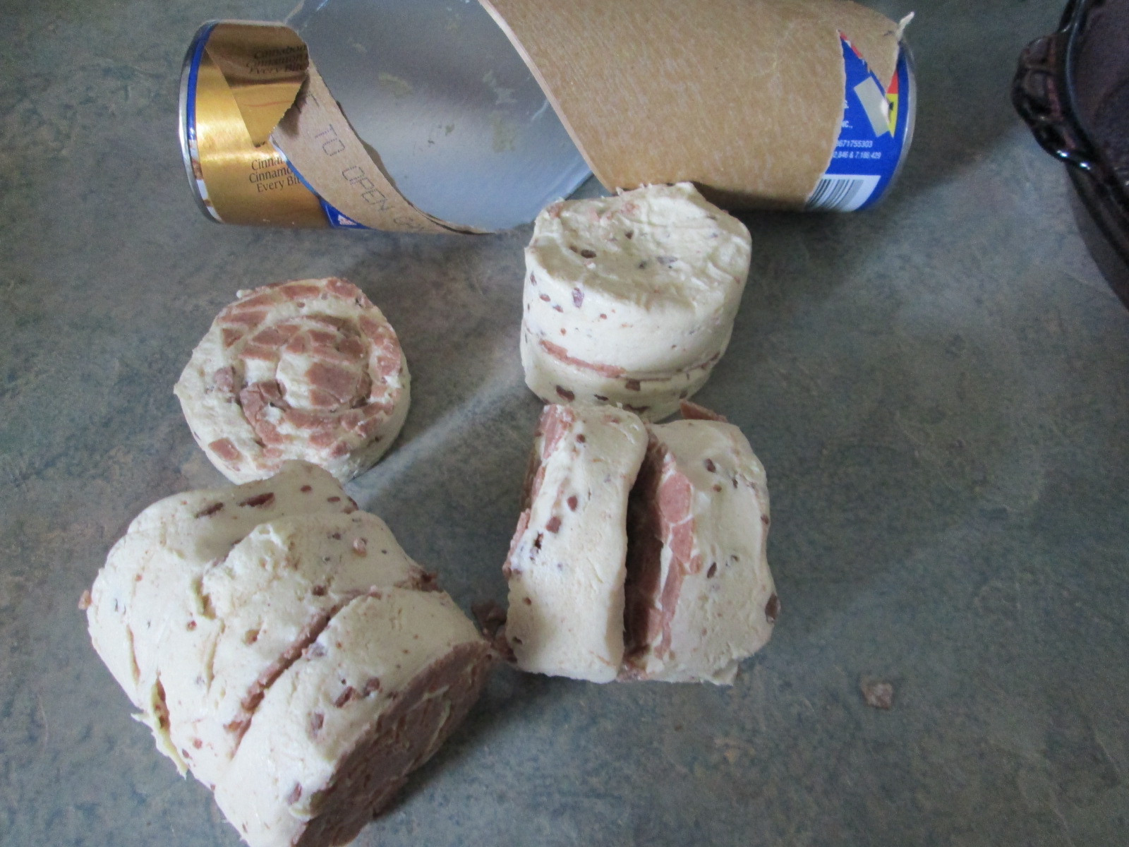 Bacon Cin Rolls 4.JPG