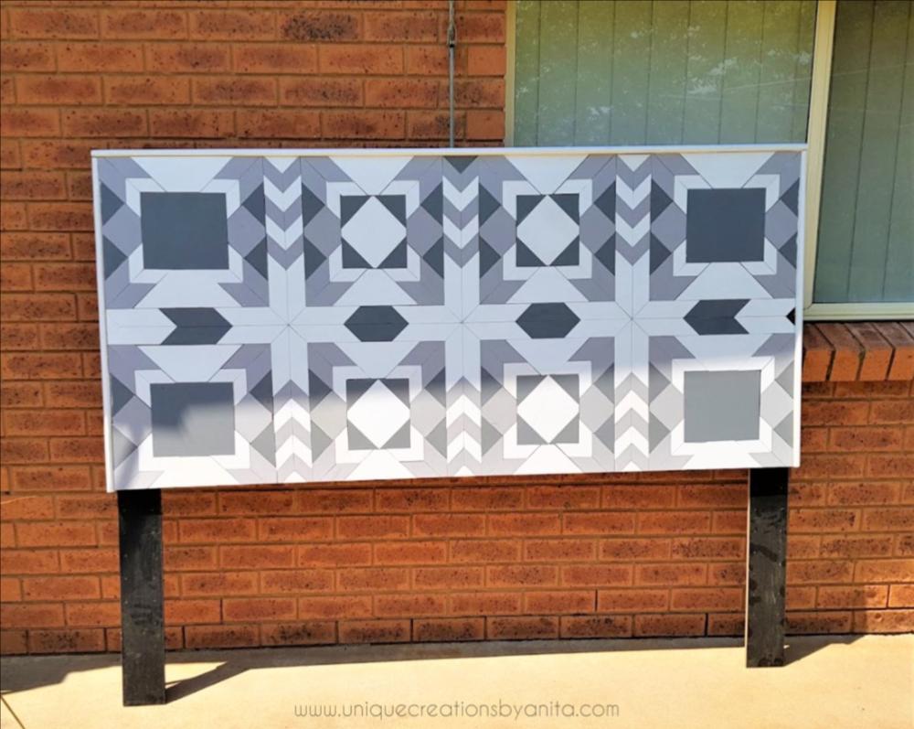 Barn Quilt Headboard (1).jpg