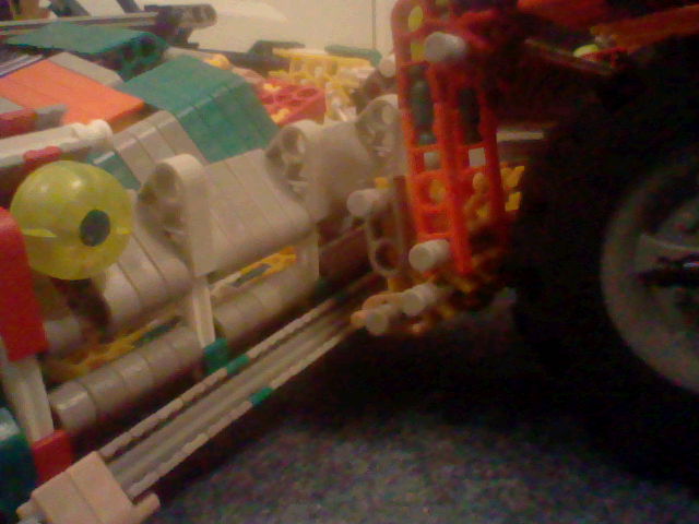 Big knex car crash (1).JPG